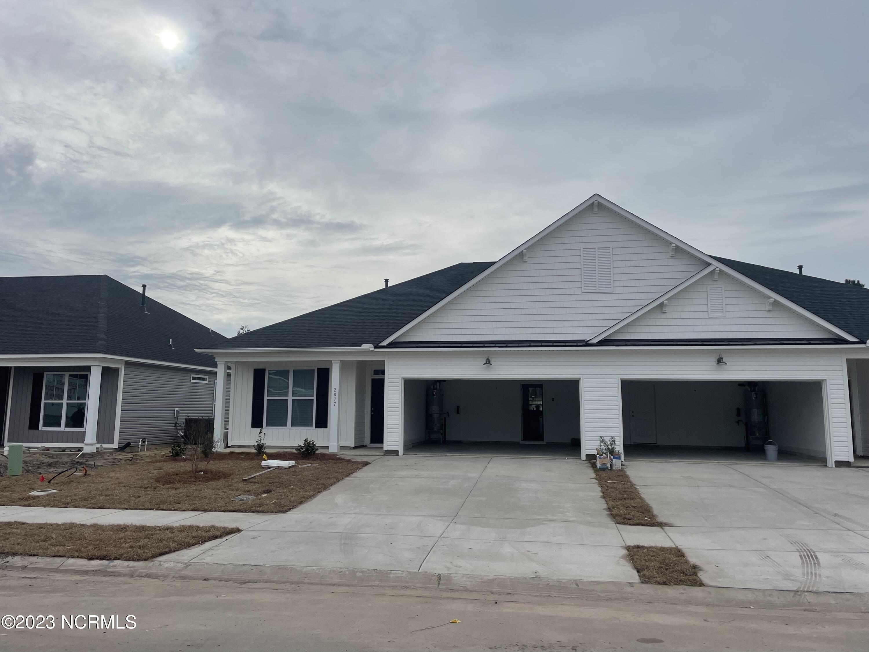 2877 Southern Magnolia Drive Property Photo 1