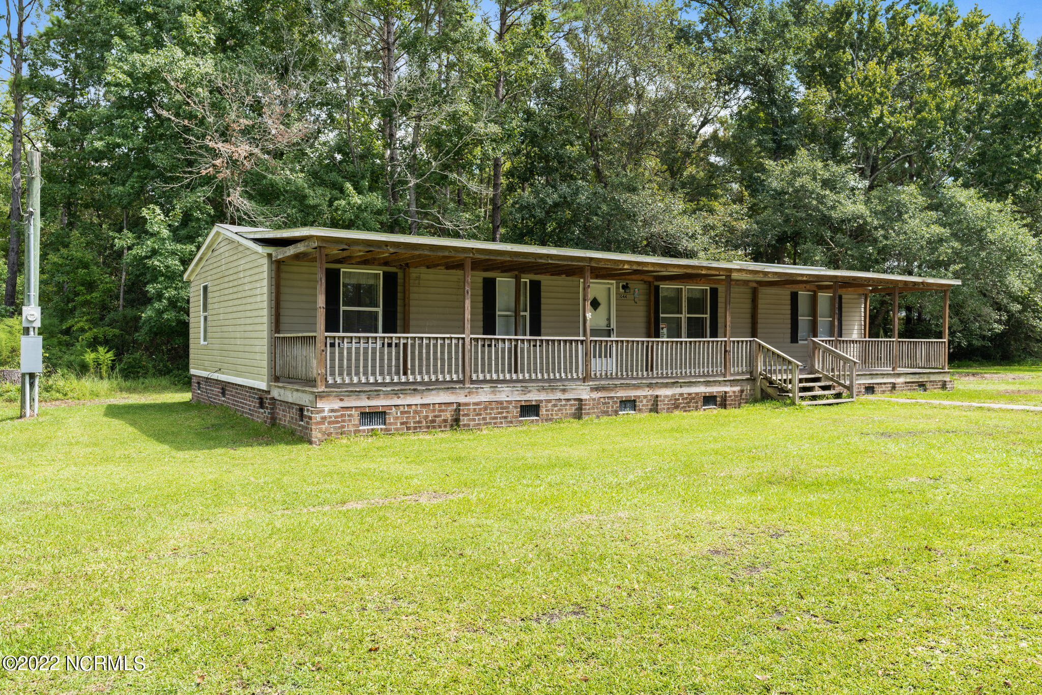 1044 Stanley Road Property Photo 1