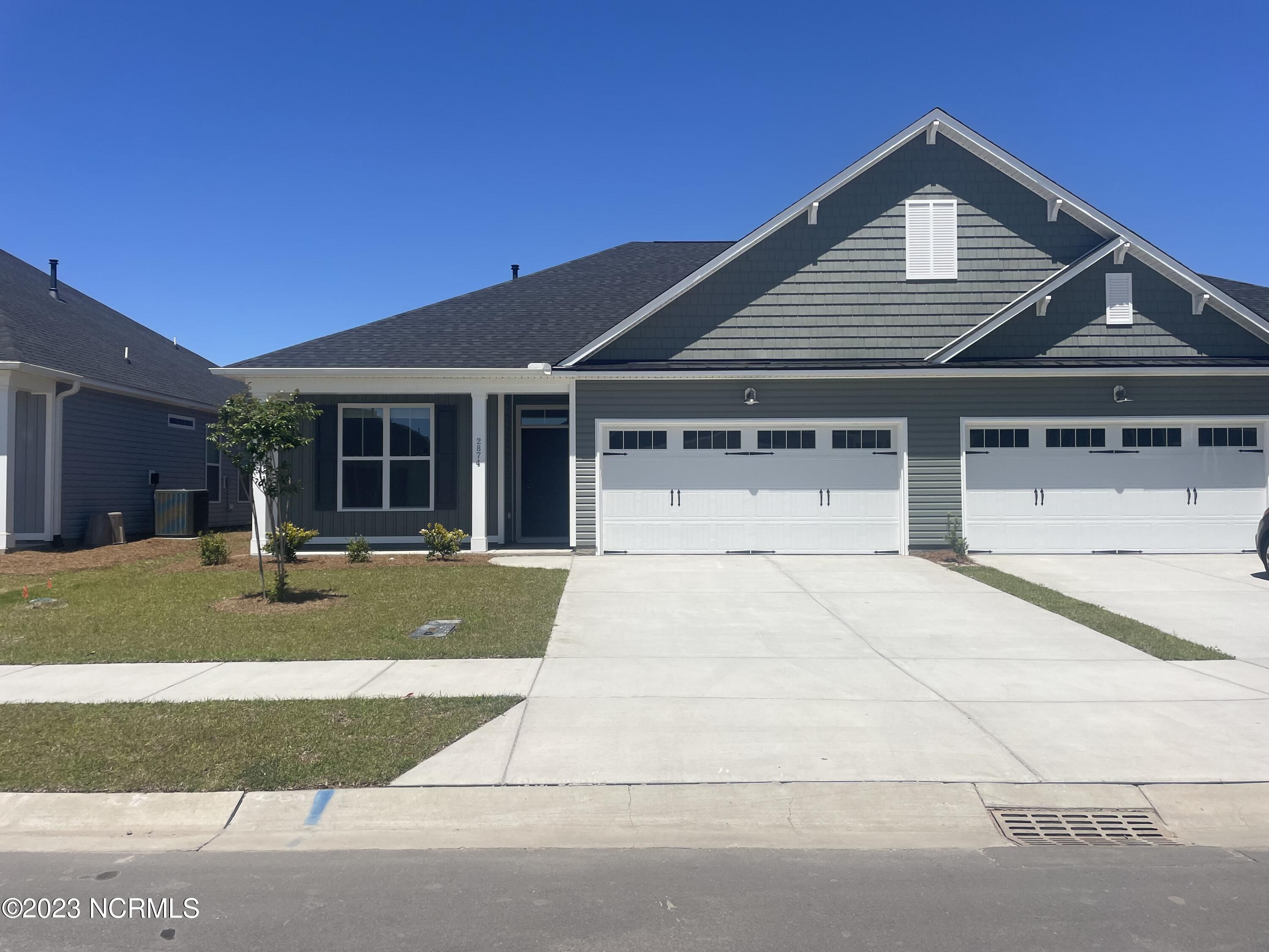 2874 Southern Magnolia Drive Property Photo 1