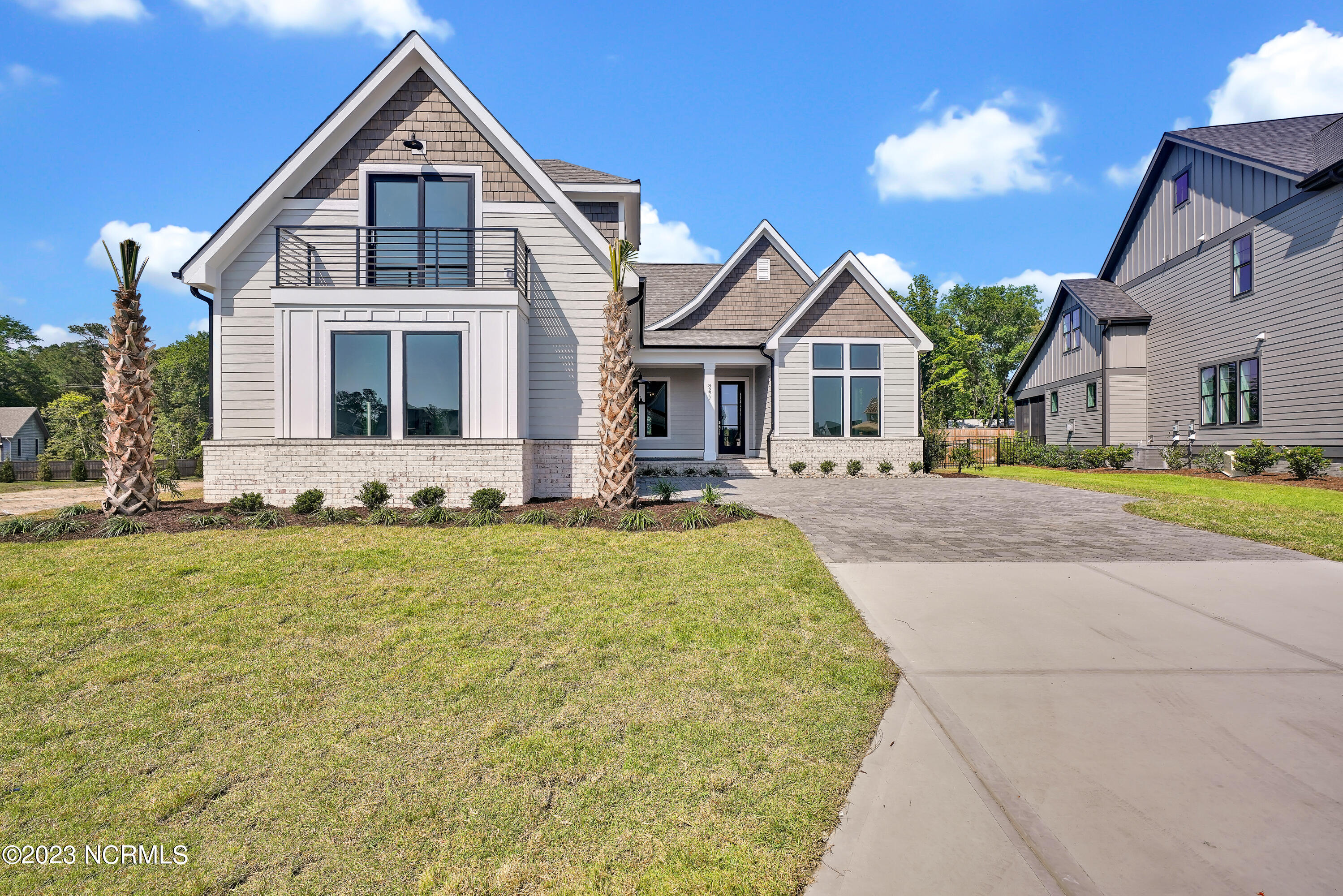 8277 Winding Creek Circle Property Photo 1