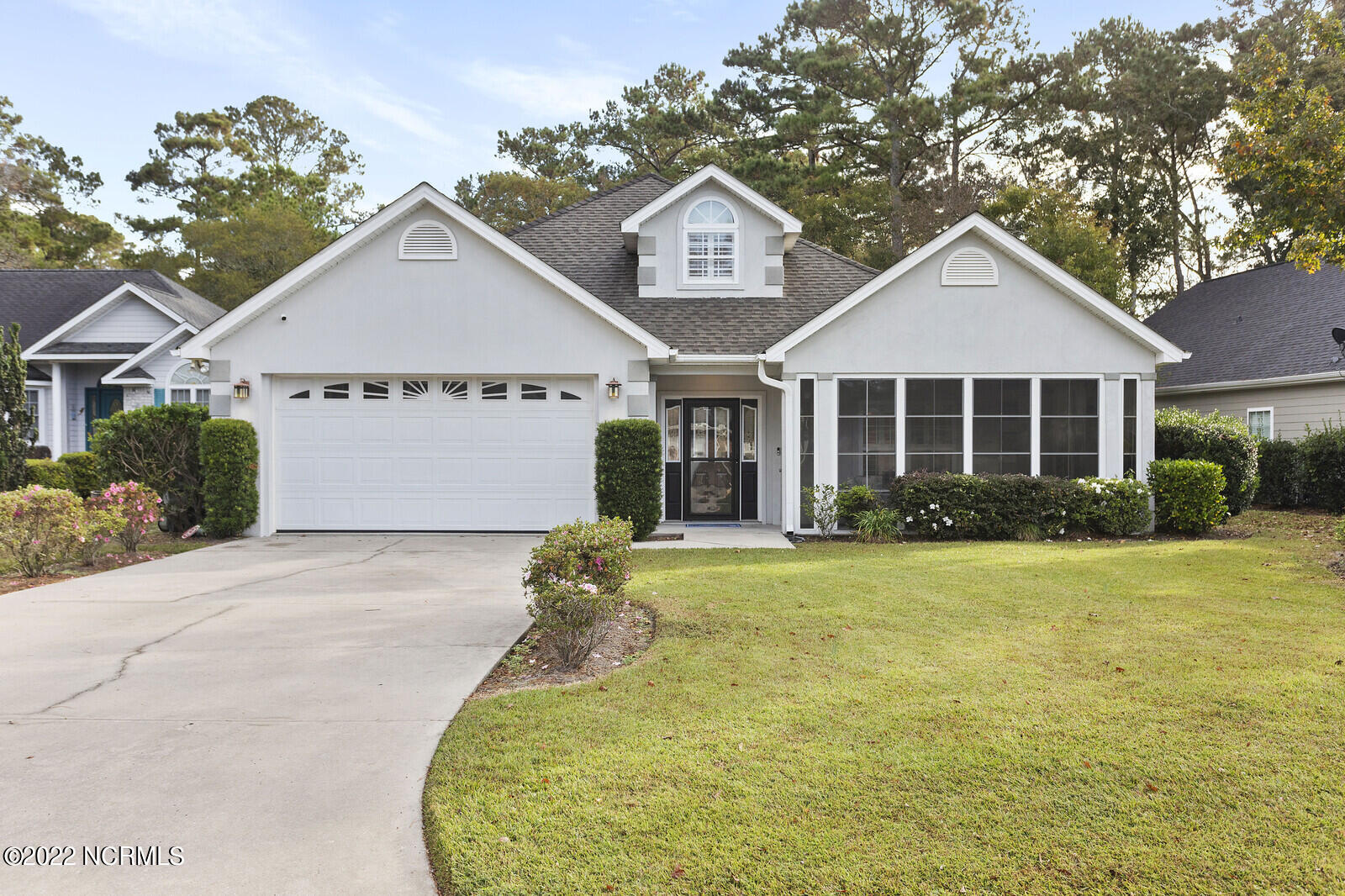 1762 Oakbrook Drive Property Photo 1