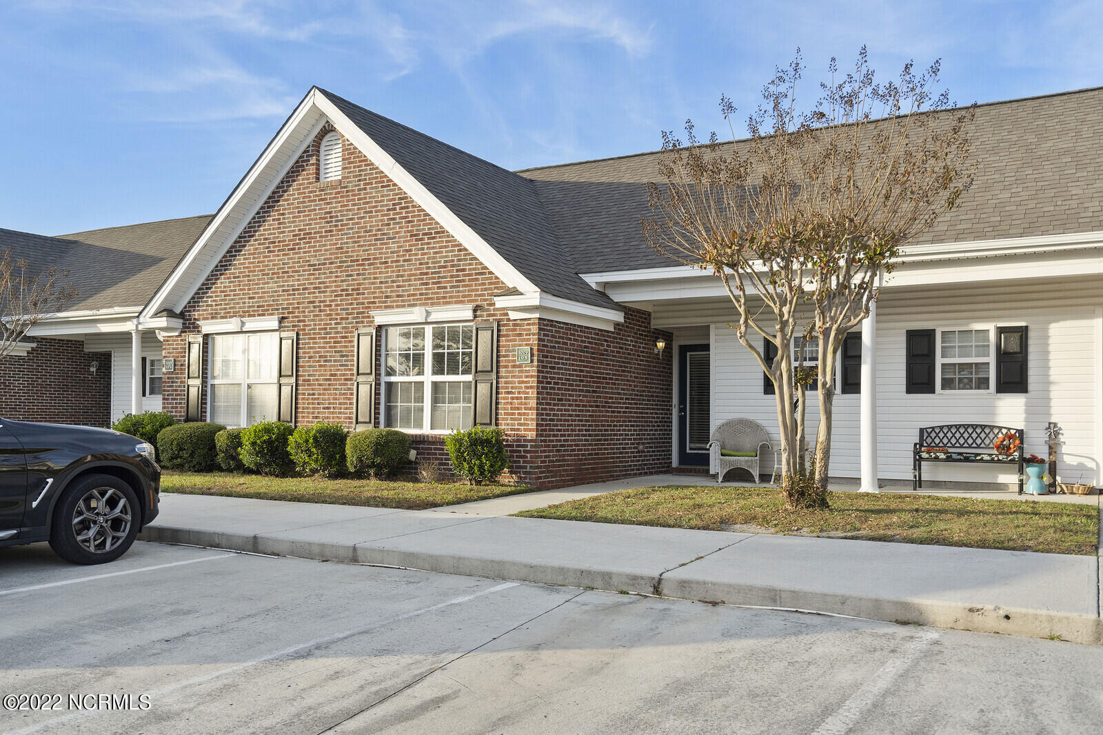 3009 Lauren Place Drive Apt 105 Property Photo 1