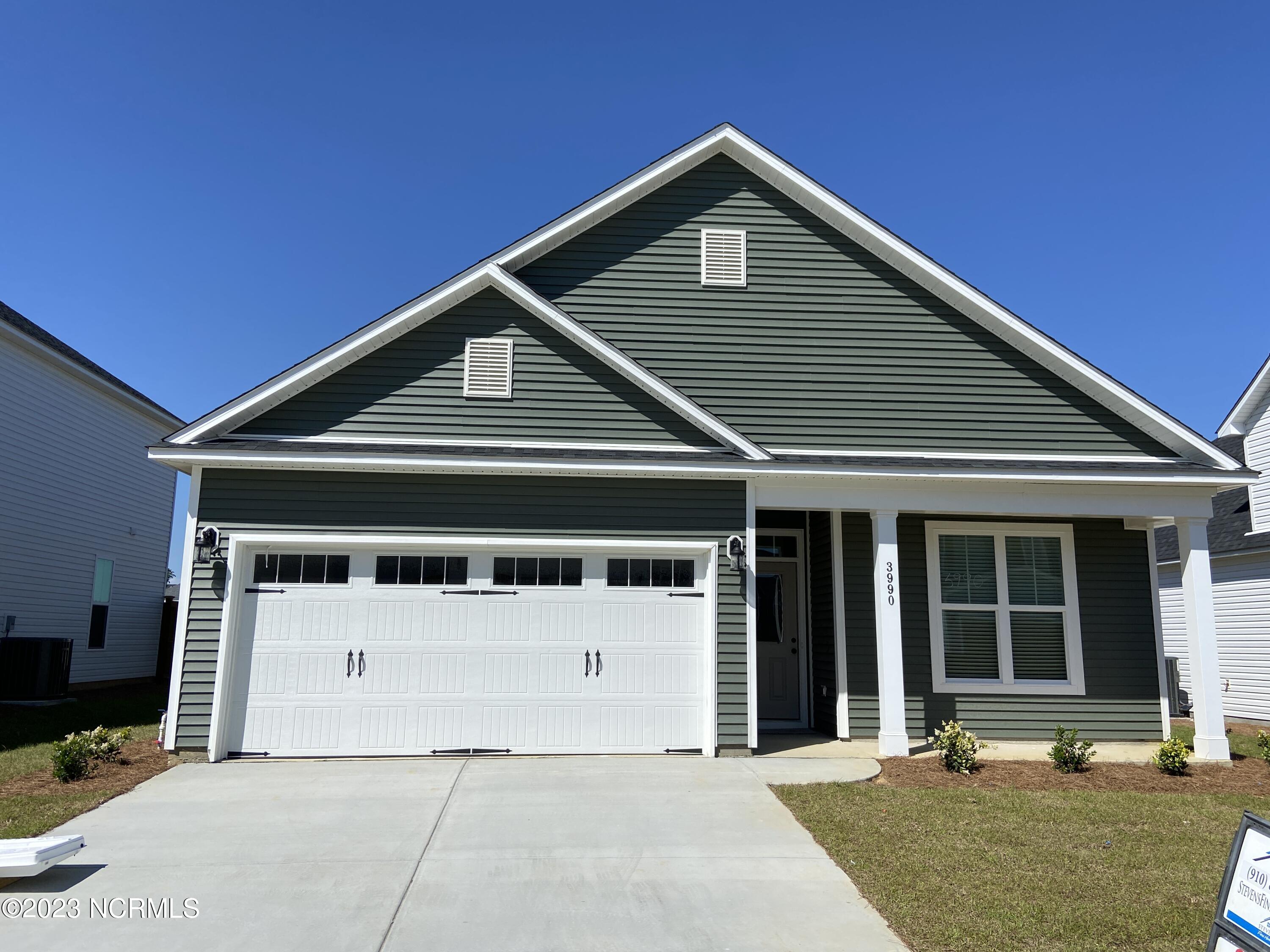 3990 Eclipse Avenue Property Photo 1