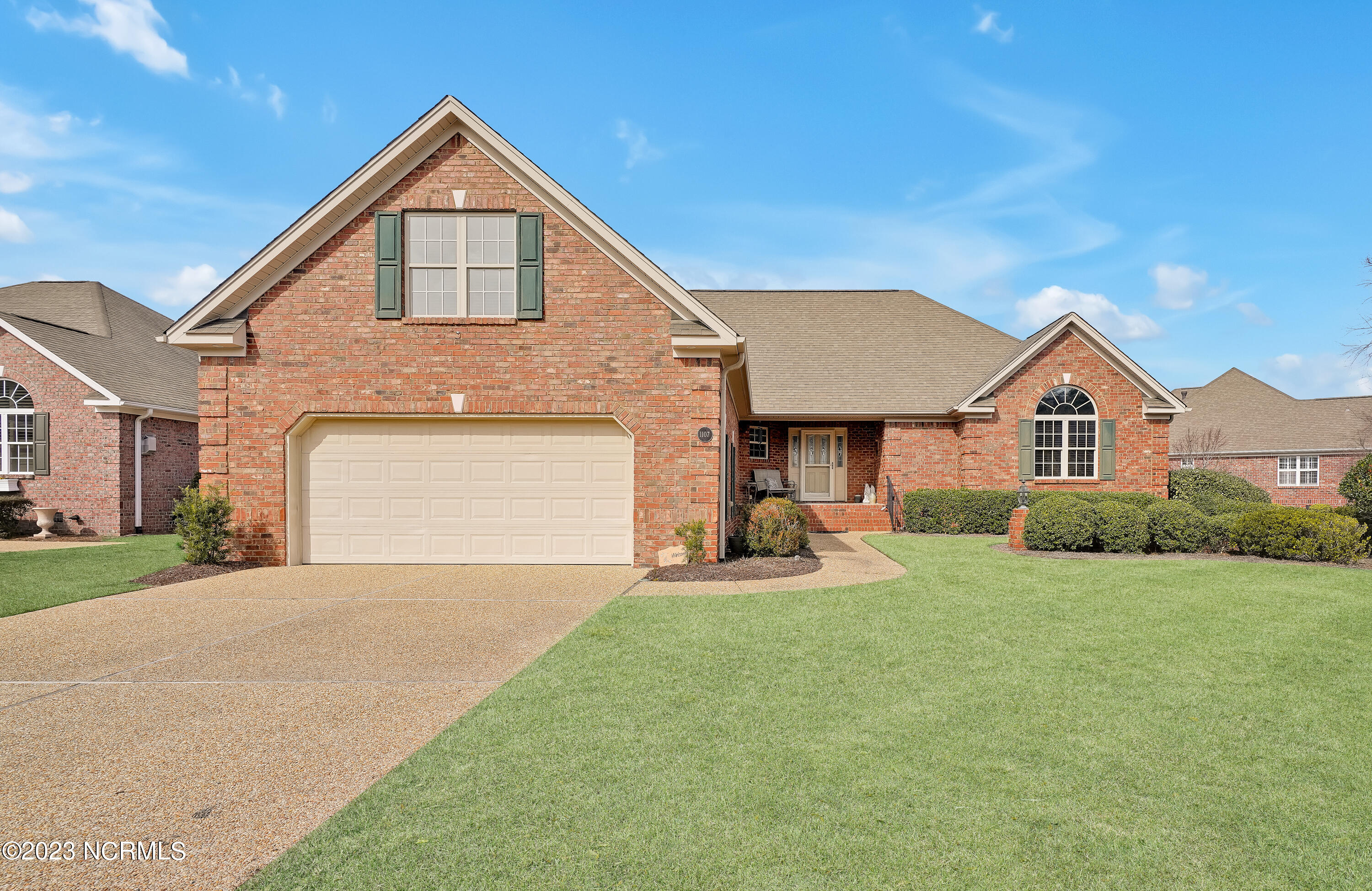 1107 Charlton Way Property Photo 1