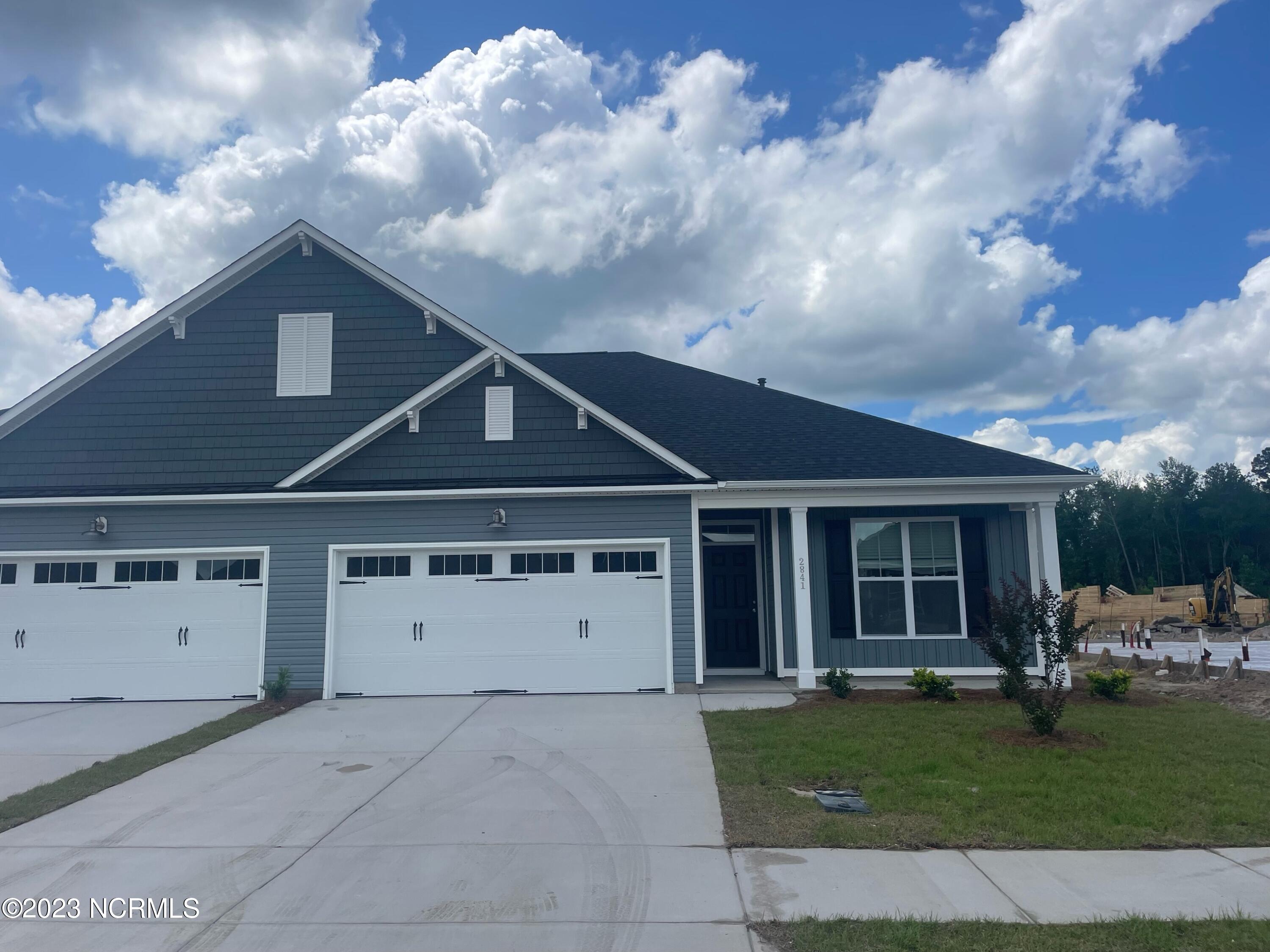 2841 Southern Magnolia Drive Property Photo 1