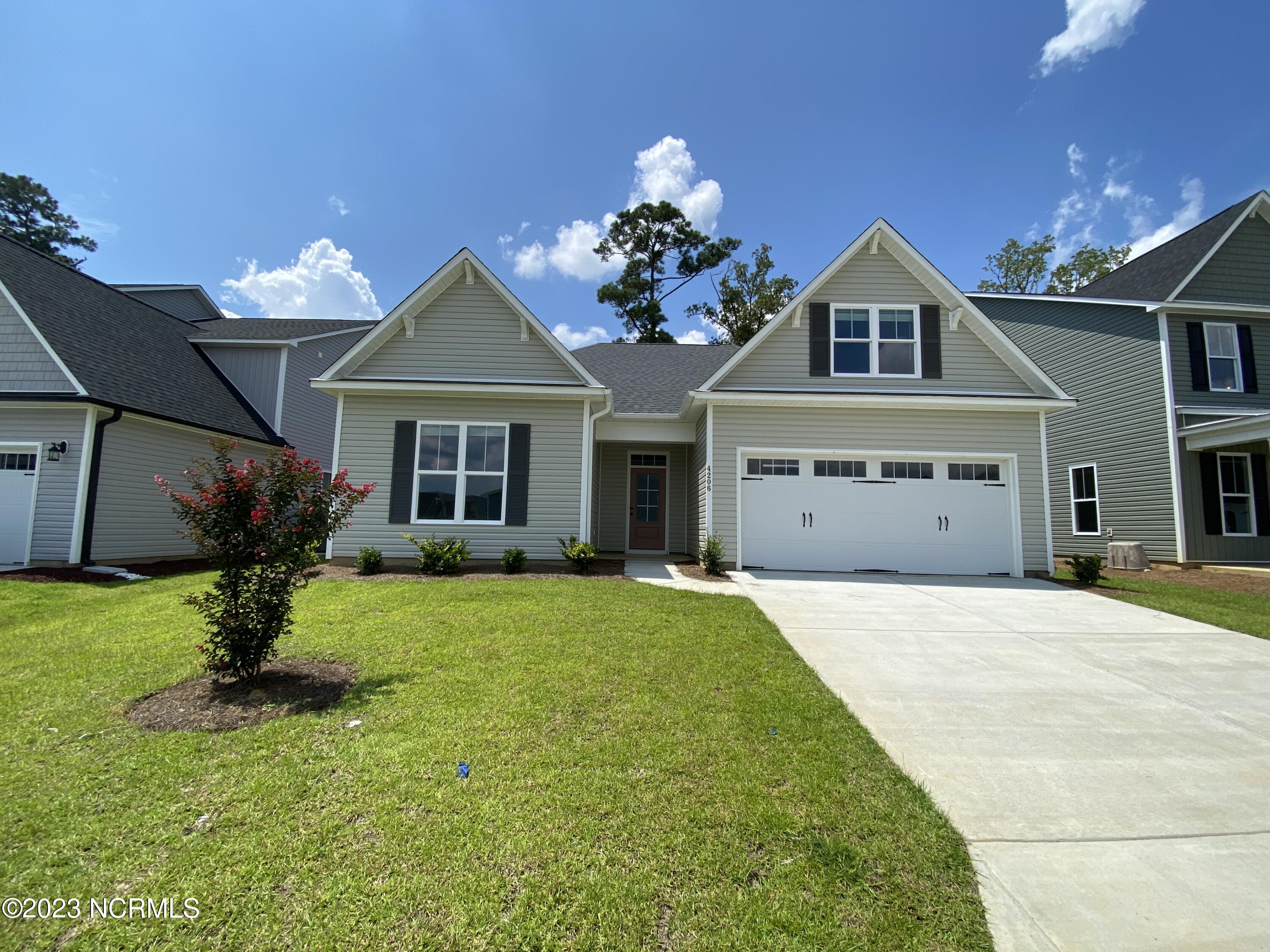 4206 Pegasus Parkway Property Photo 1