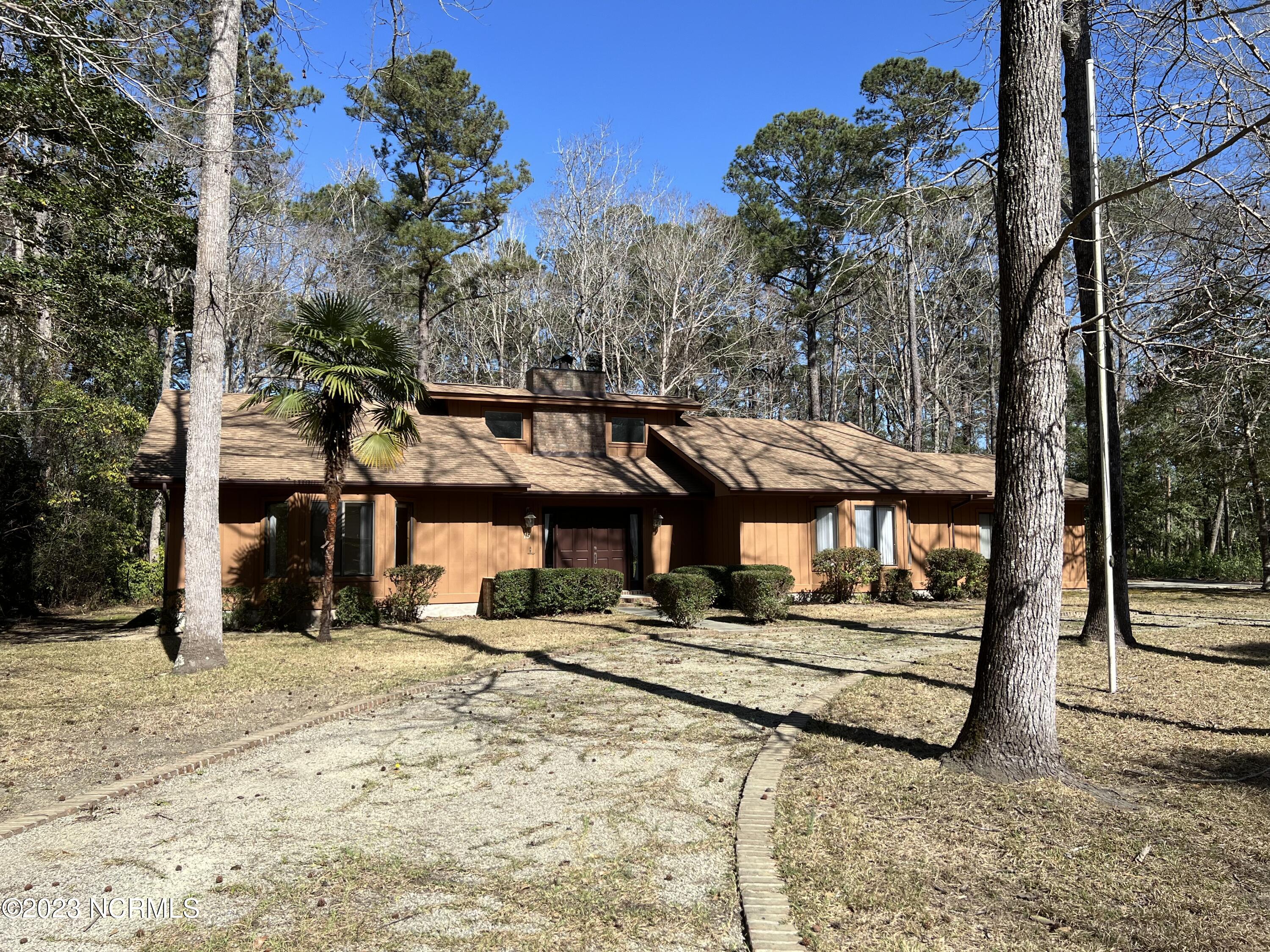 15 Pinewood Drive Property Photo 1