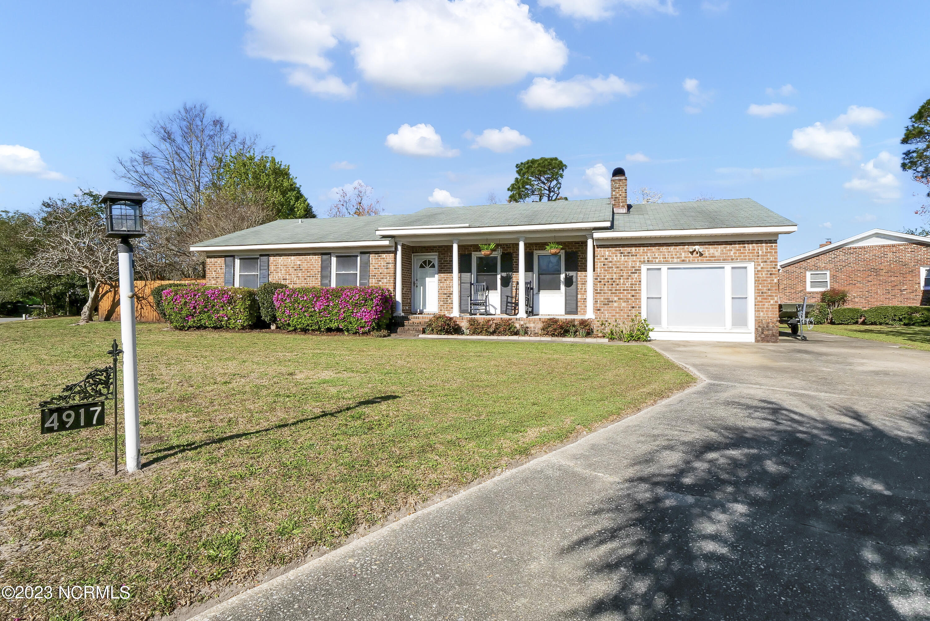 4917 Shelley Drive Property Photo 1