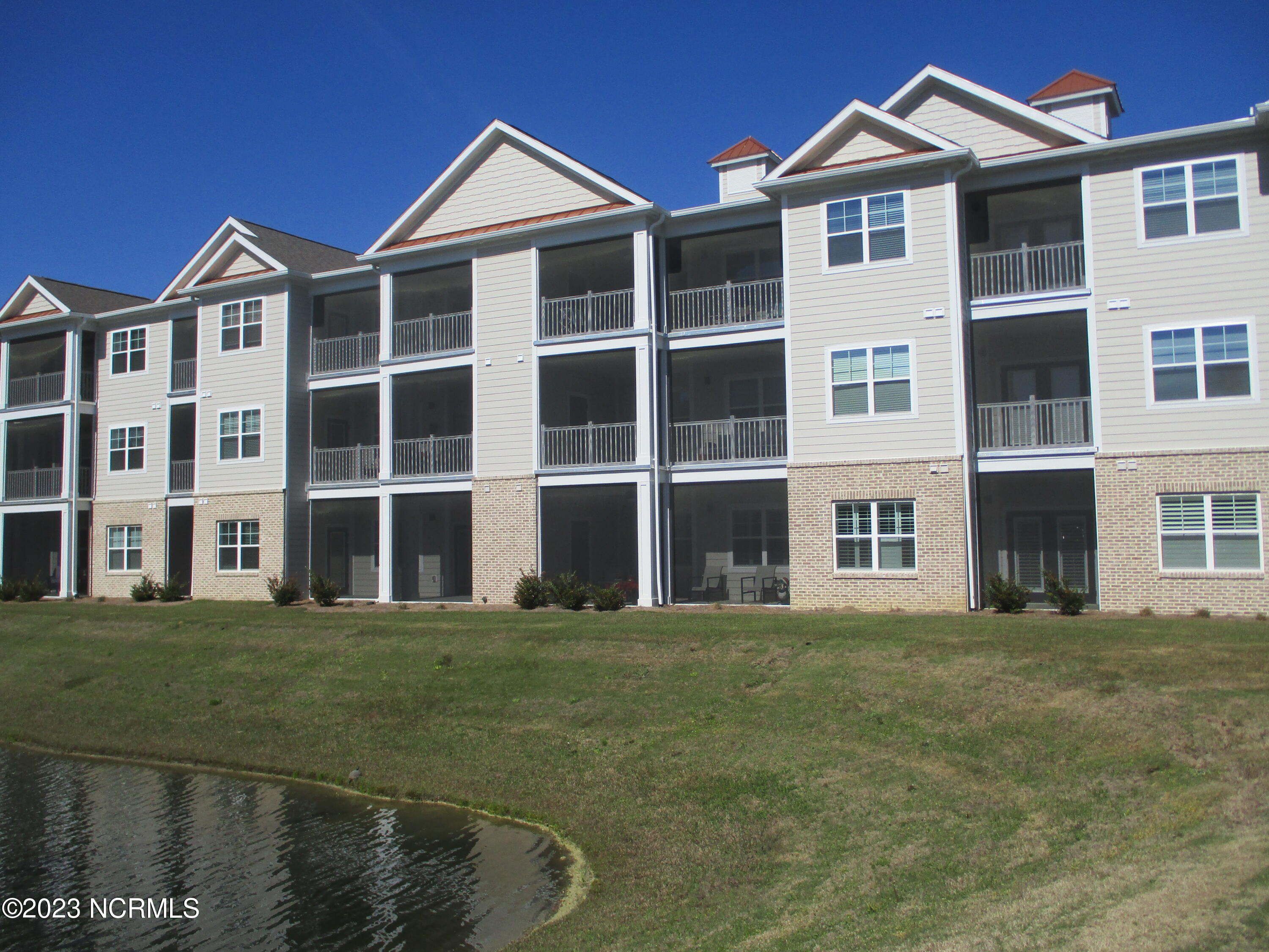 395 S Crow Creek Drive 1605 Property Photo 1