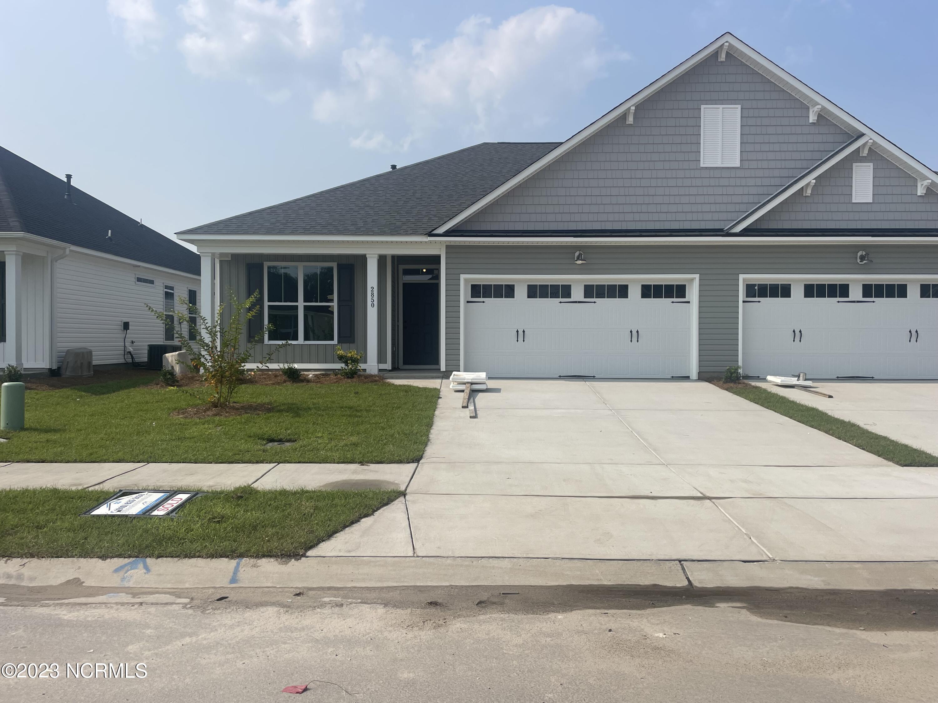 2846 Southern Magnolia Drive Property Photo 1