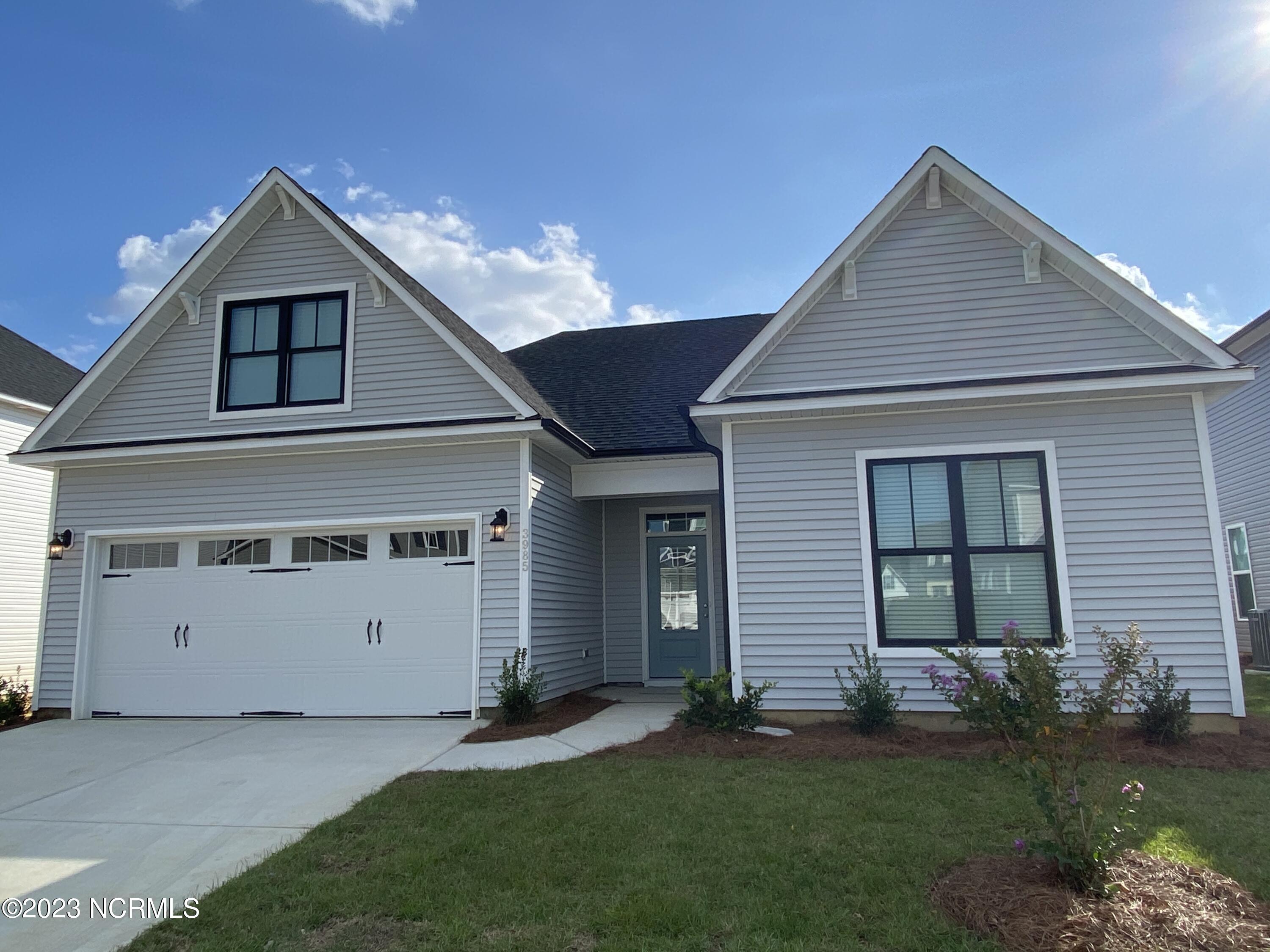 3985 Aquarius Way Property Photo 1