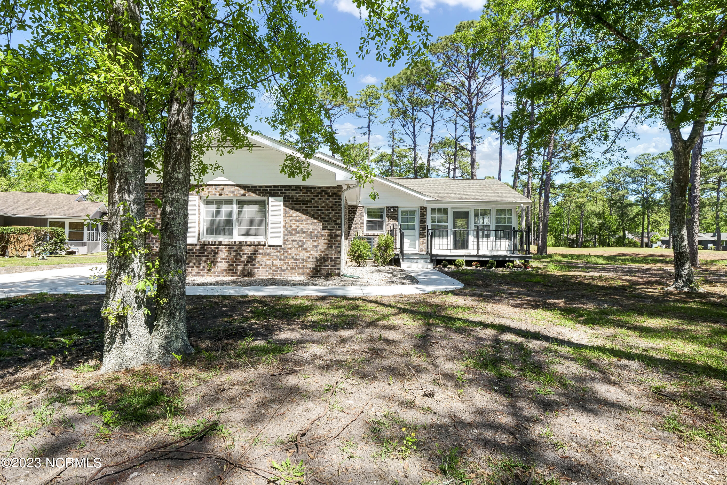 2 Carolina Shores Drive Property Photo 1
