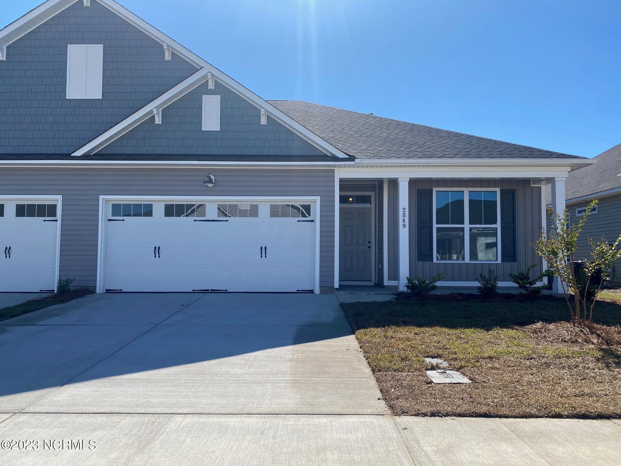 2849 Southern Magnolia Drive Property Photo 1