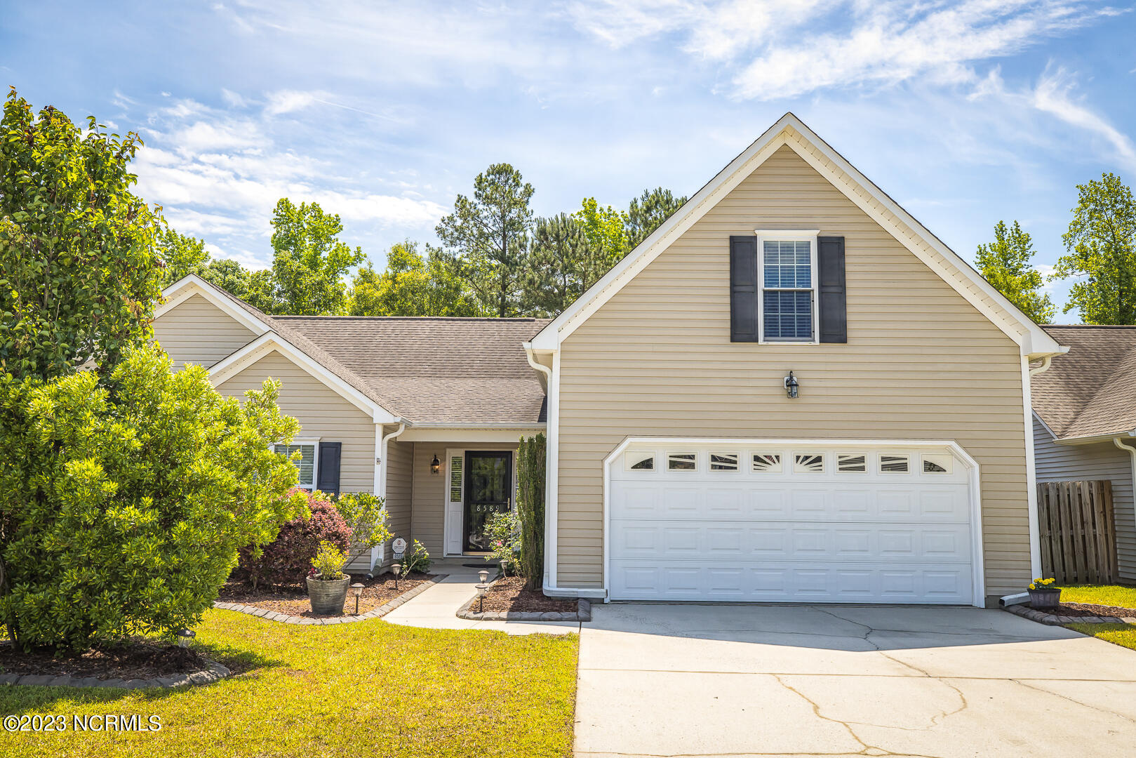 8589 Old Forest Drive Property Photo 1