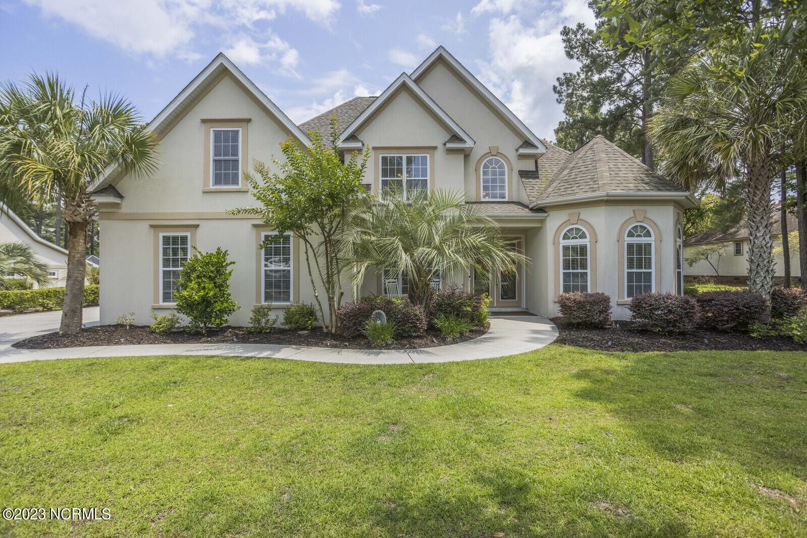 3 Country Club Drive Property Photo 1