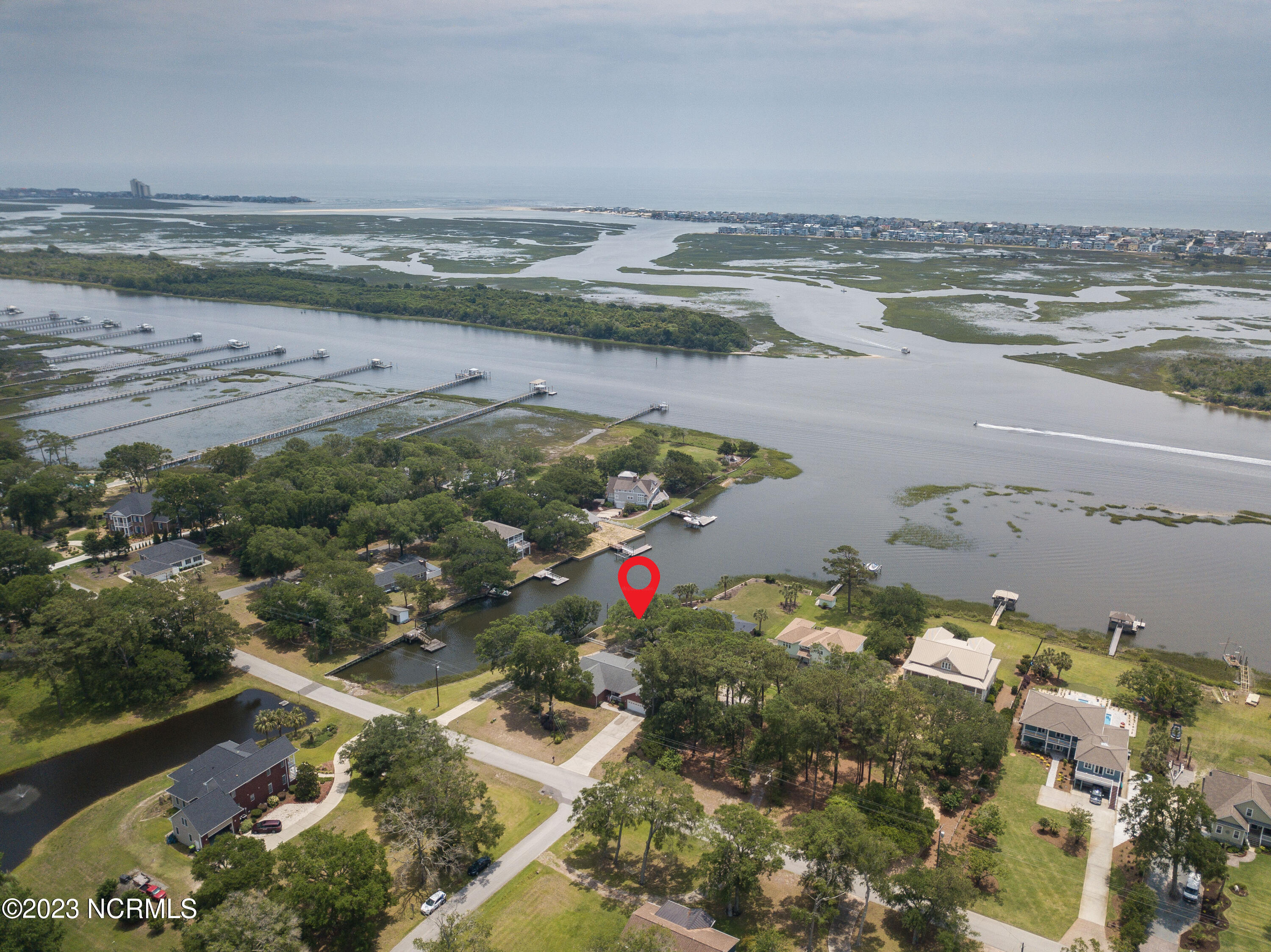 250 Shoreline Drive Property Photo 1