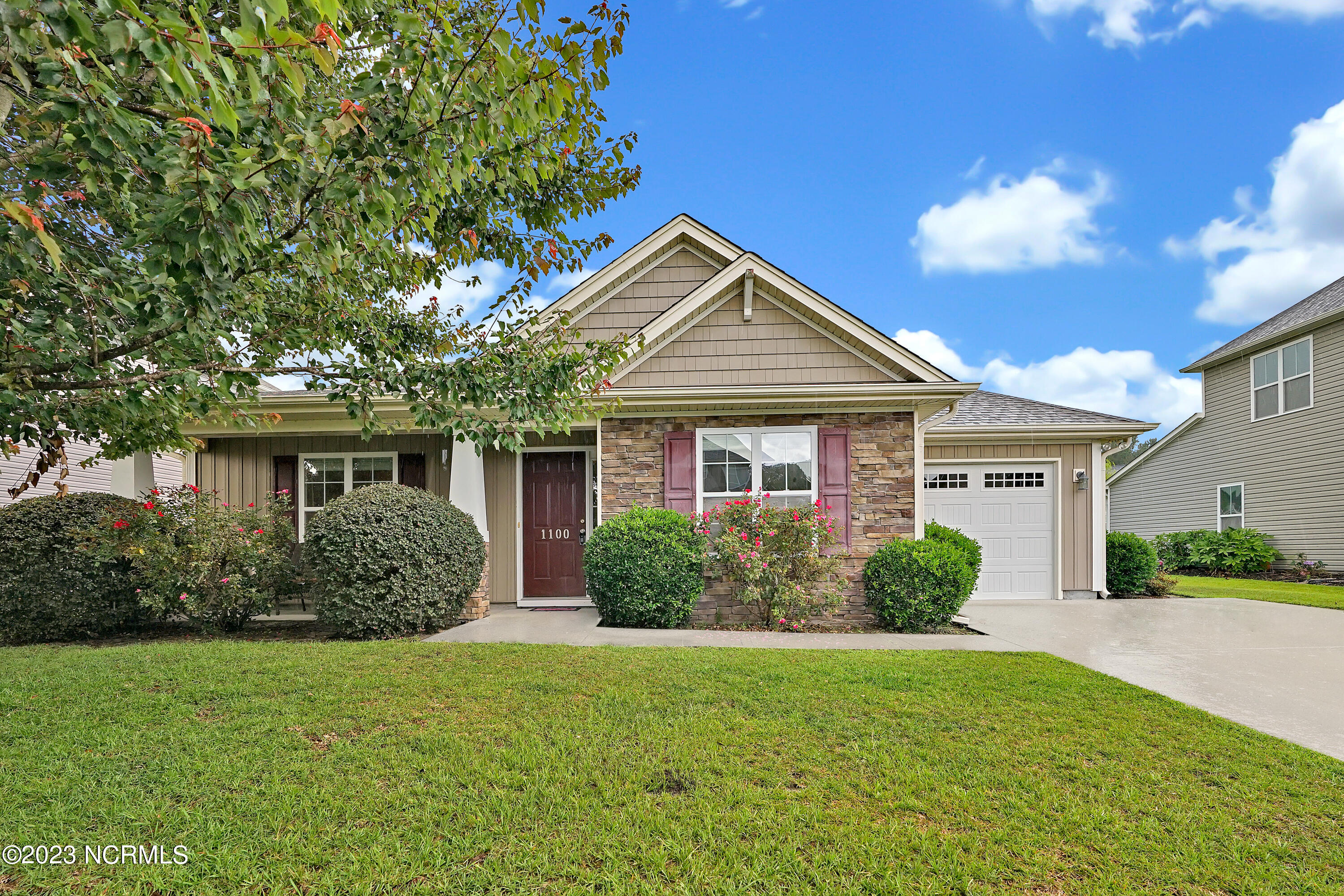 1100 Slater Way Property Photo 1