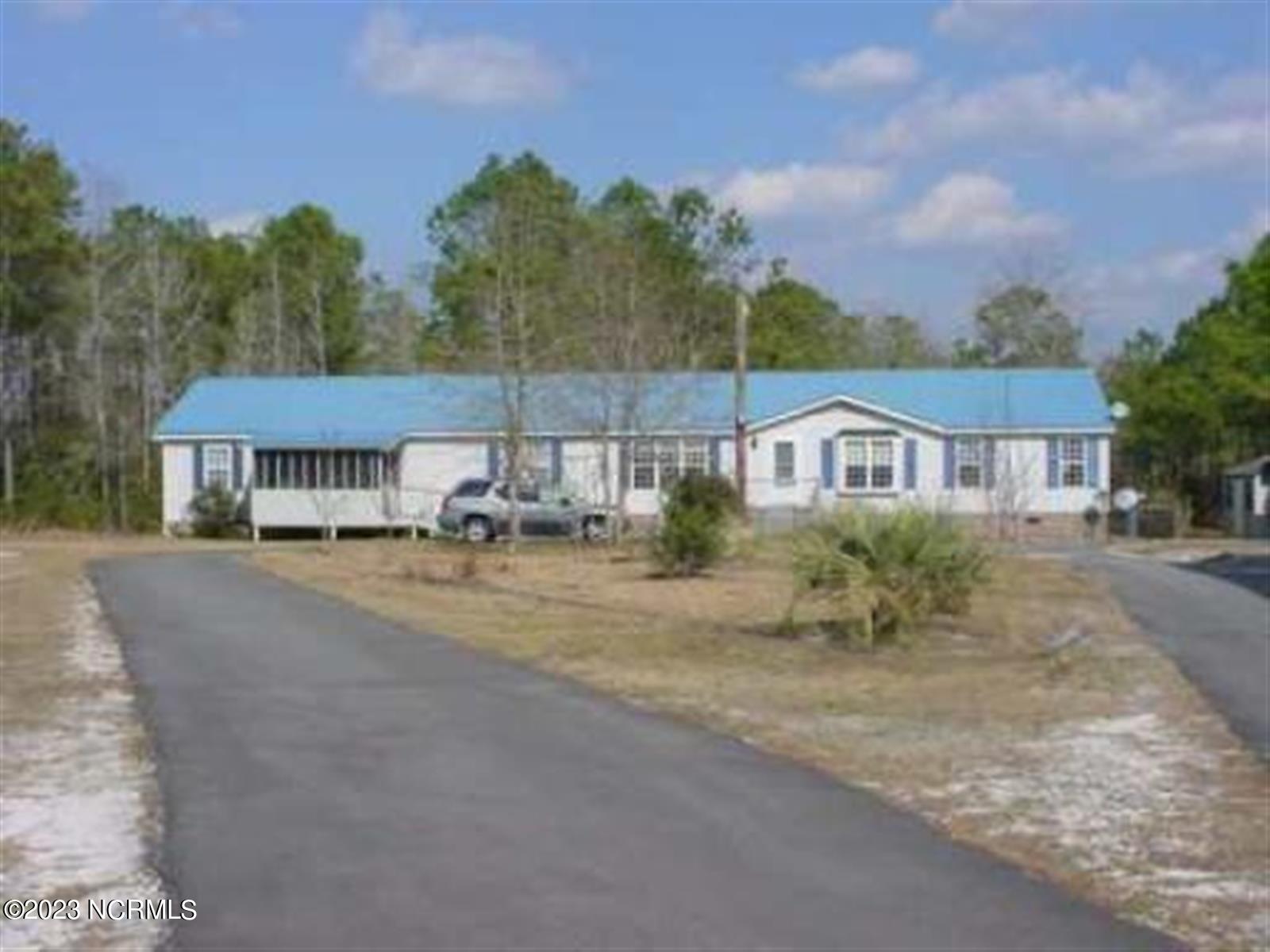 105 Homestead Lane Property Photo 1