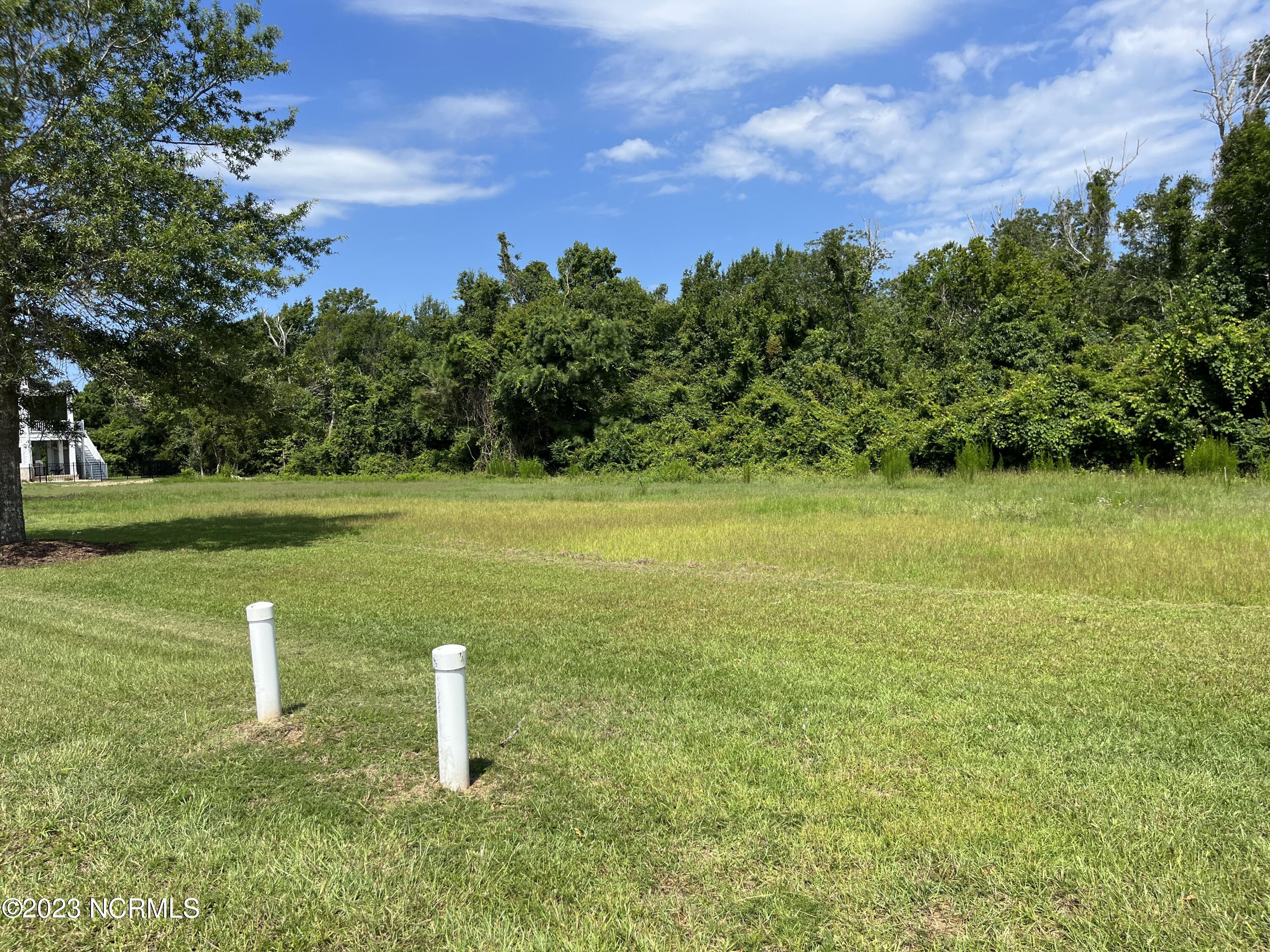 212 Colleton Square Property Photo