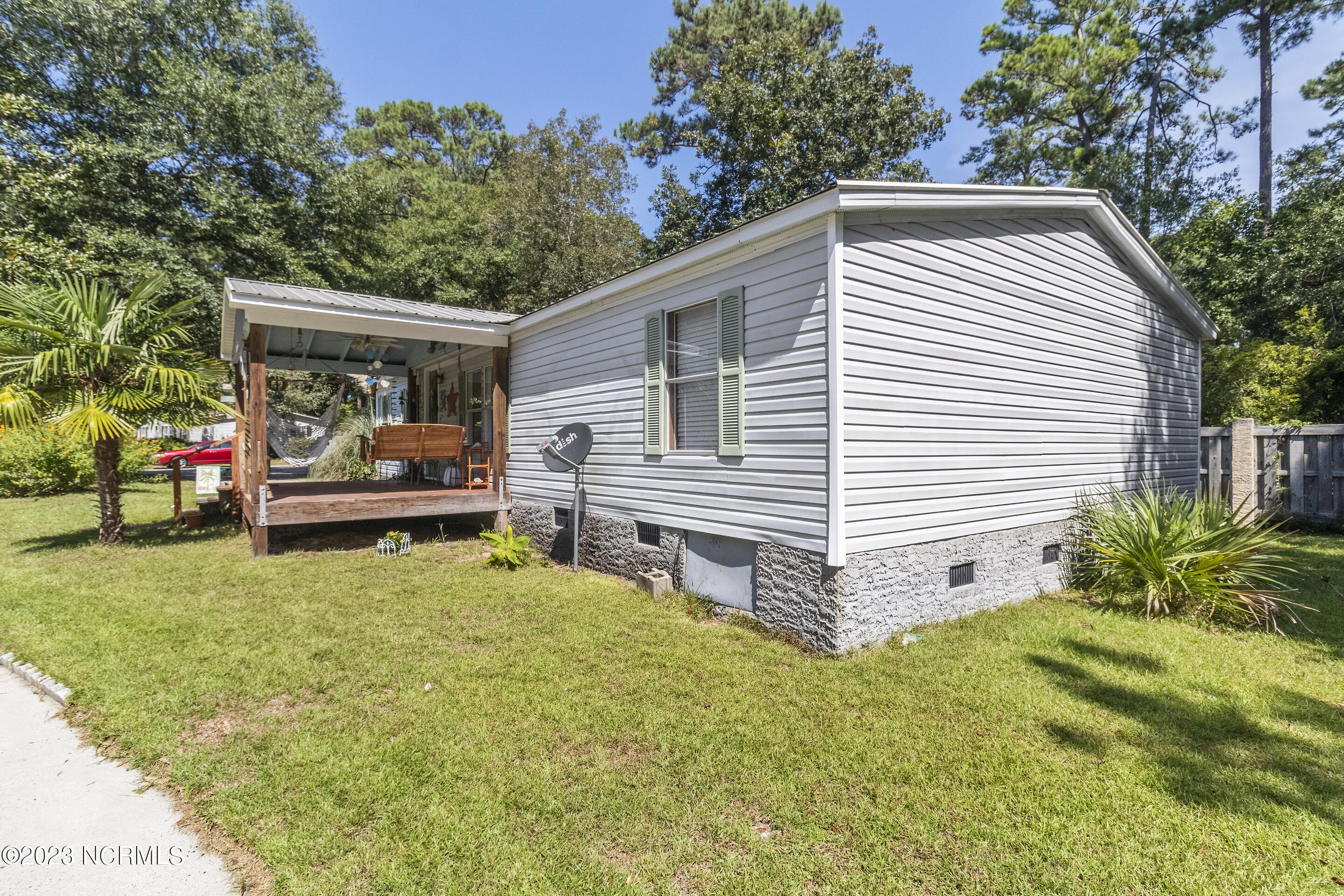 8891 Bonaparte Drive Property Photo 1