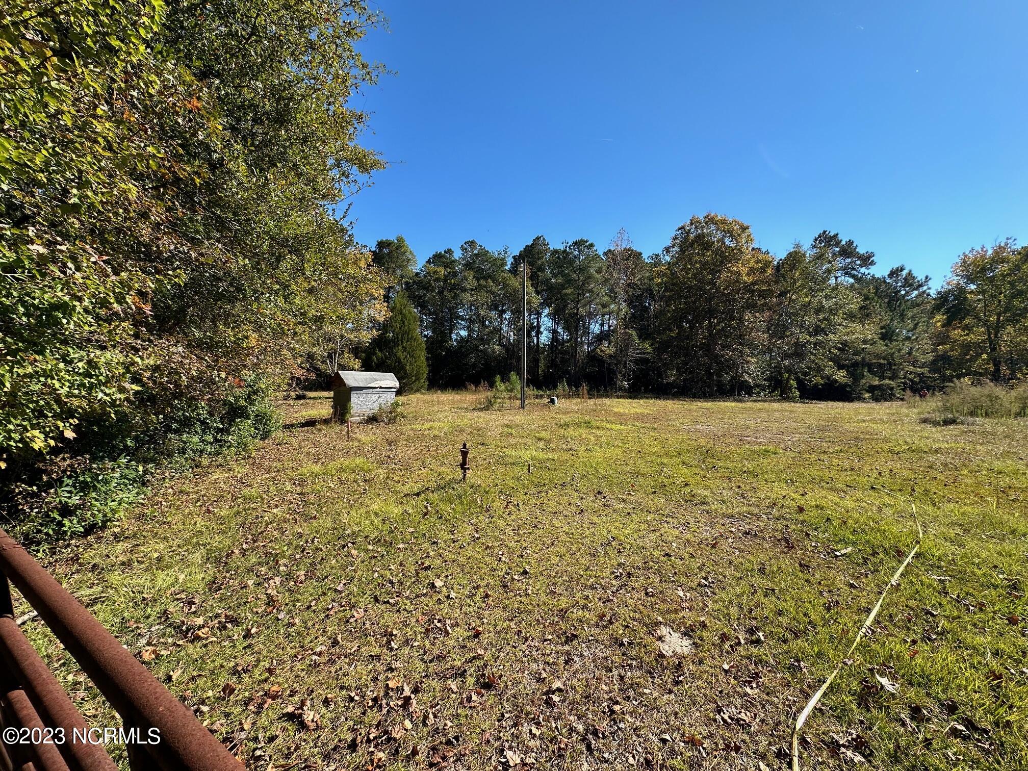 87 Village Circle Property Photo 1