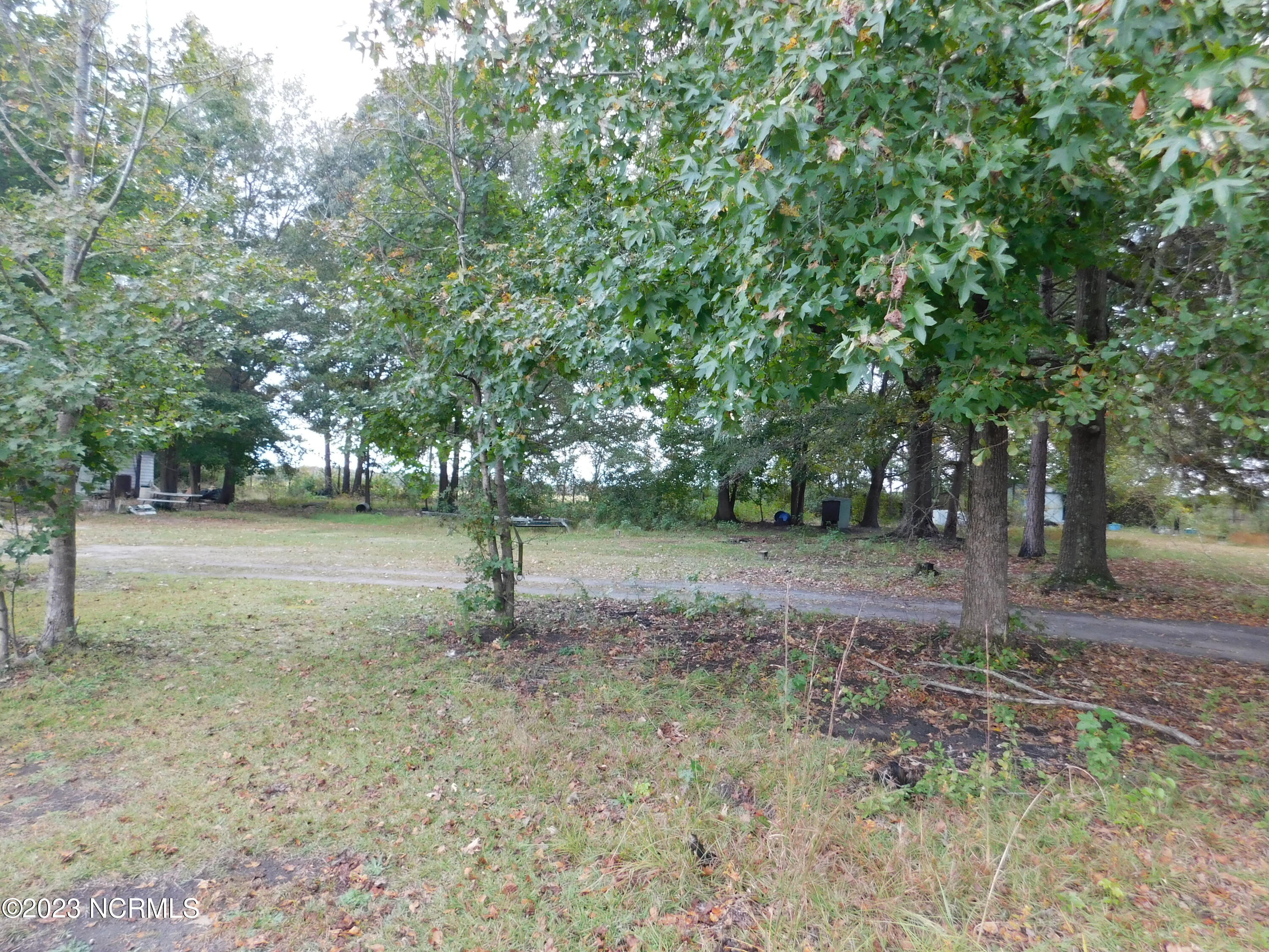 24841 Spring Hill Road Property Photo