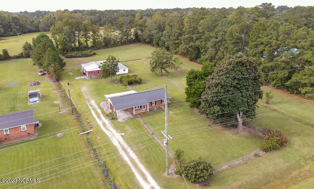 973 Beulaville Highway Property Photo