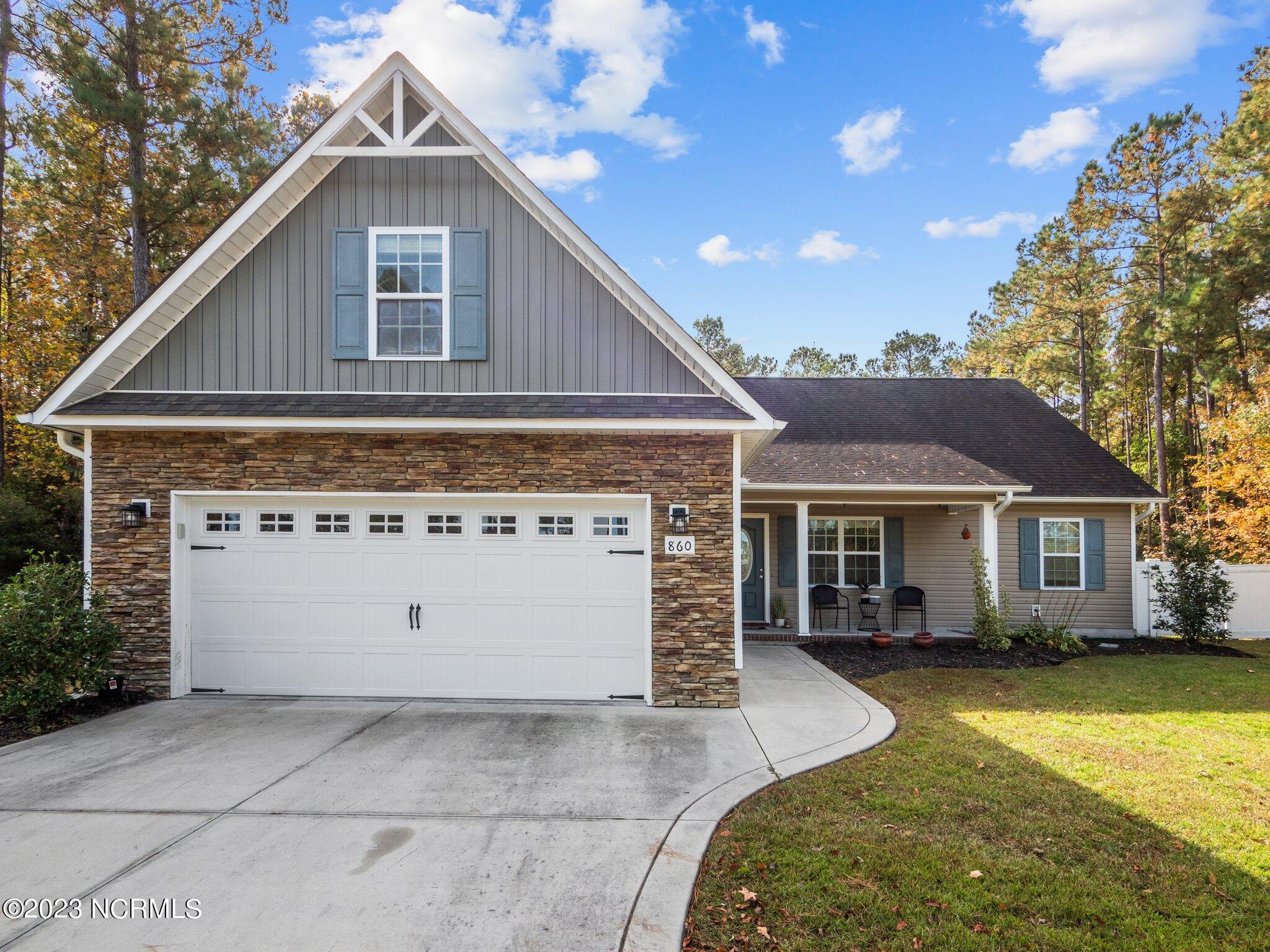860 Old Folkstone Road Property Photo 1
