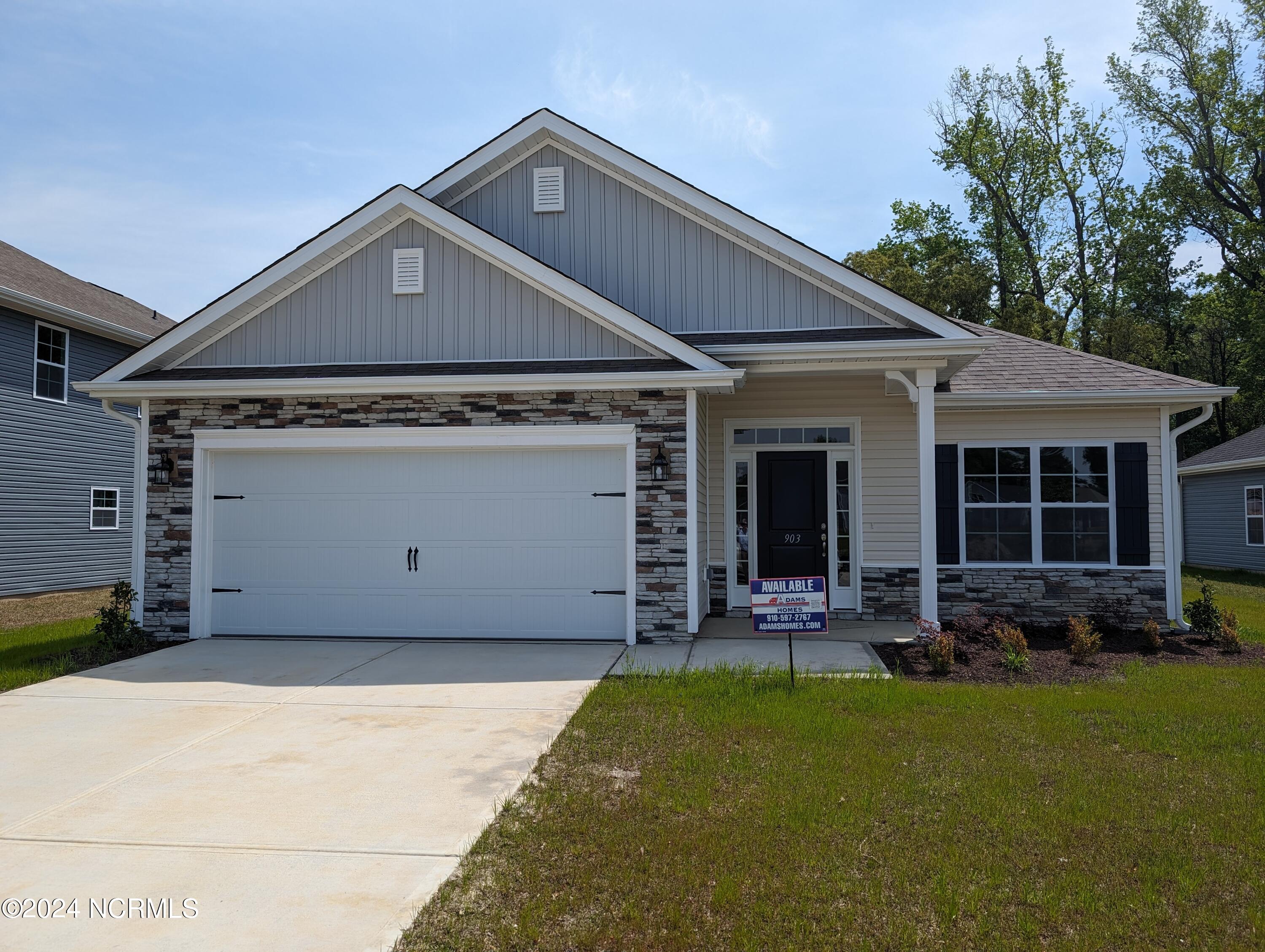 903 Eakins Lane Property Photo