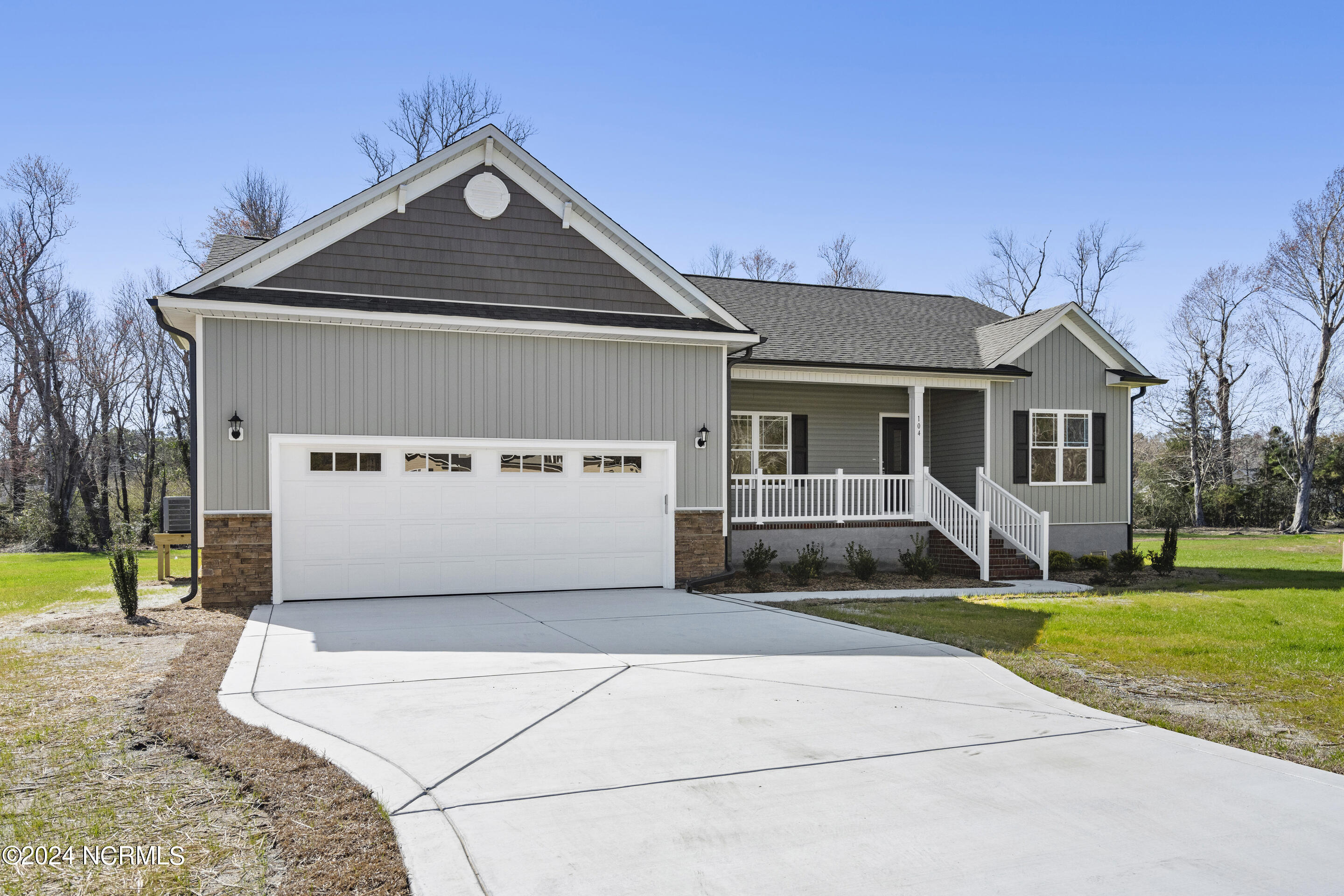 104 Ridgeline Drive Property Photo 1