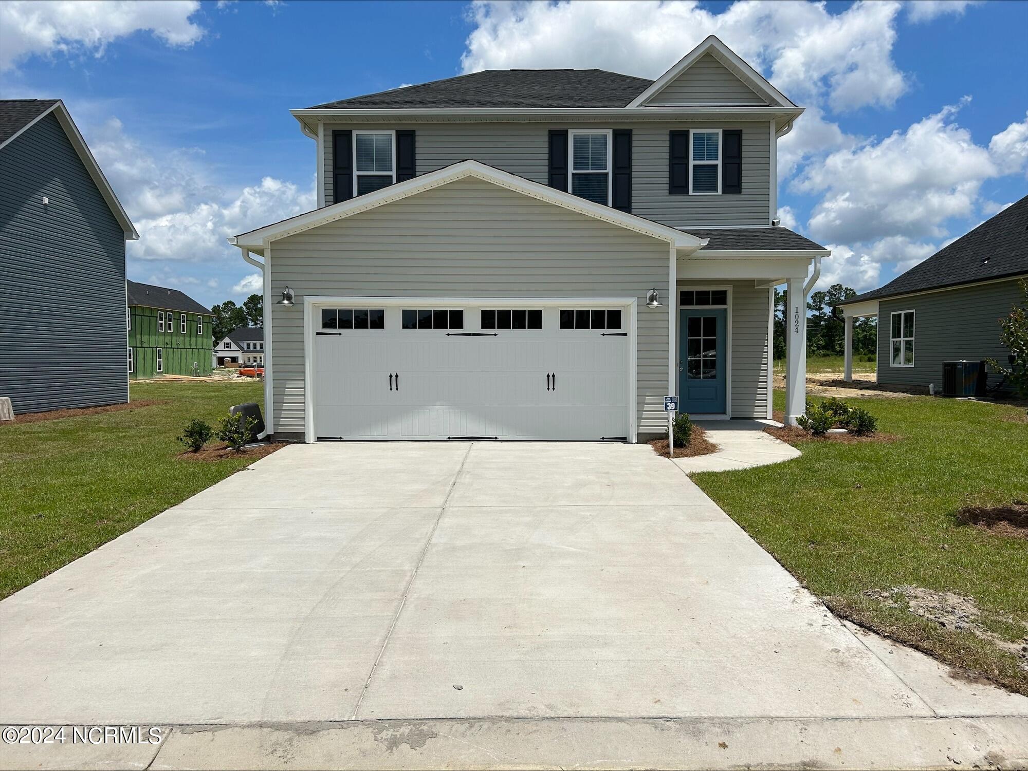 1024 Setting Sun Boulevard Property Photo 1