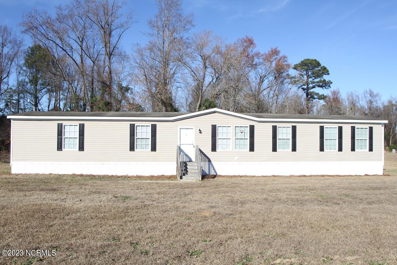 10025 Nc 41 Property Photo 1