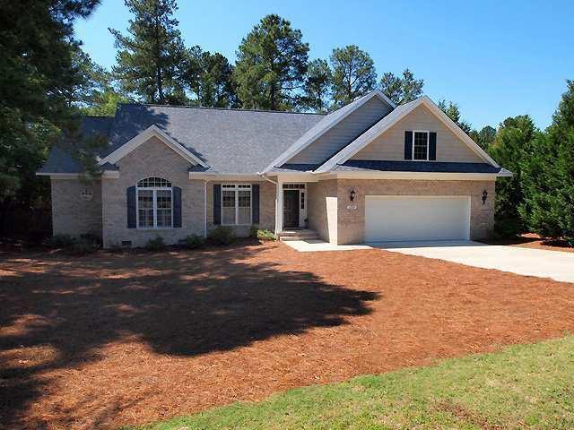 130 Oakmont Circle Property Photo 1