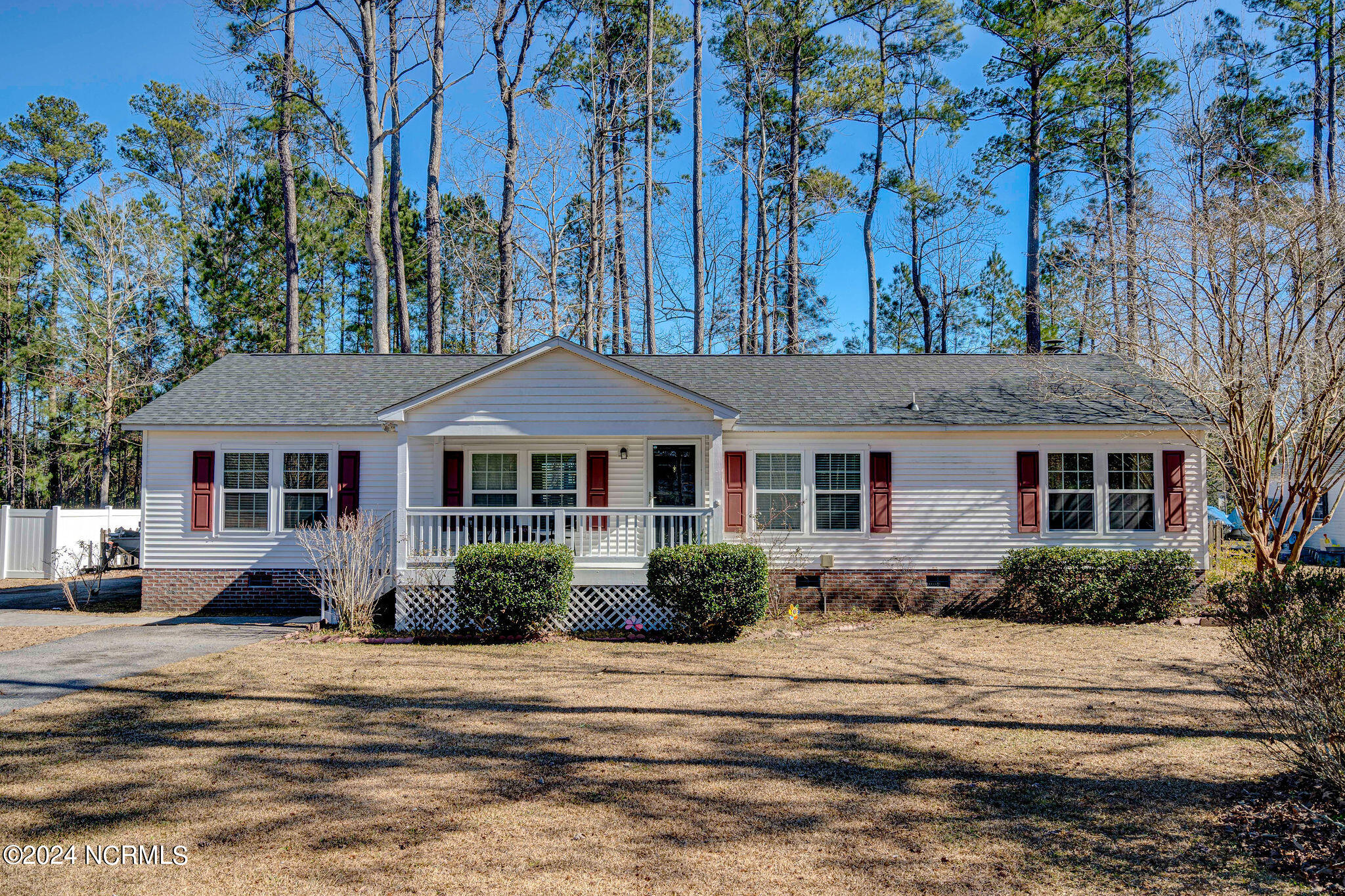 334 Knollwood Drive Property Photo 1