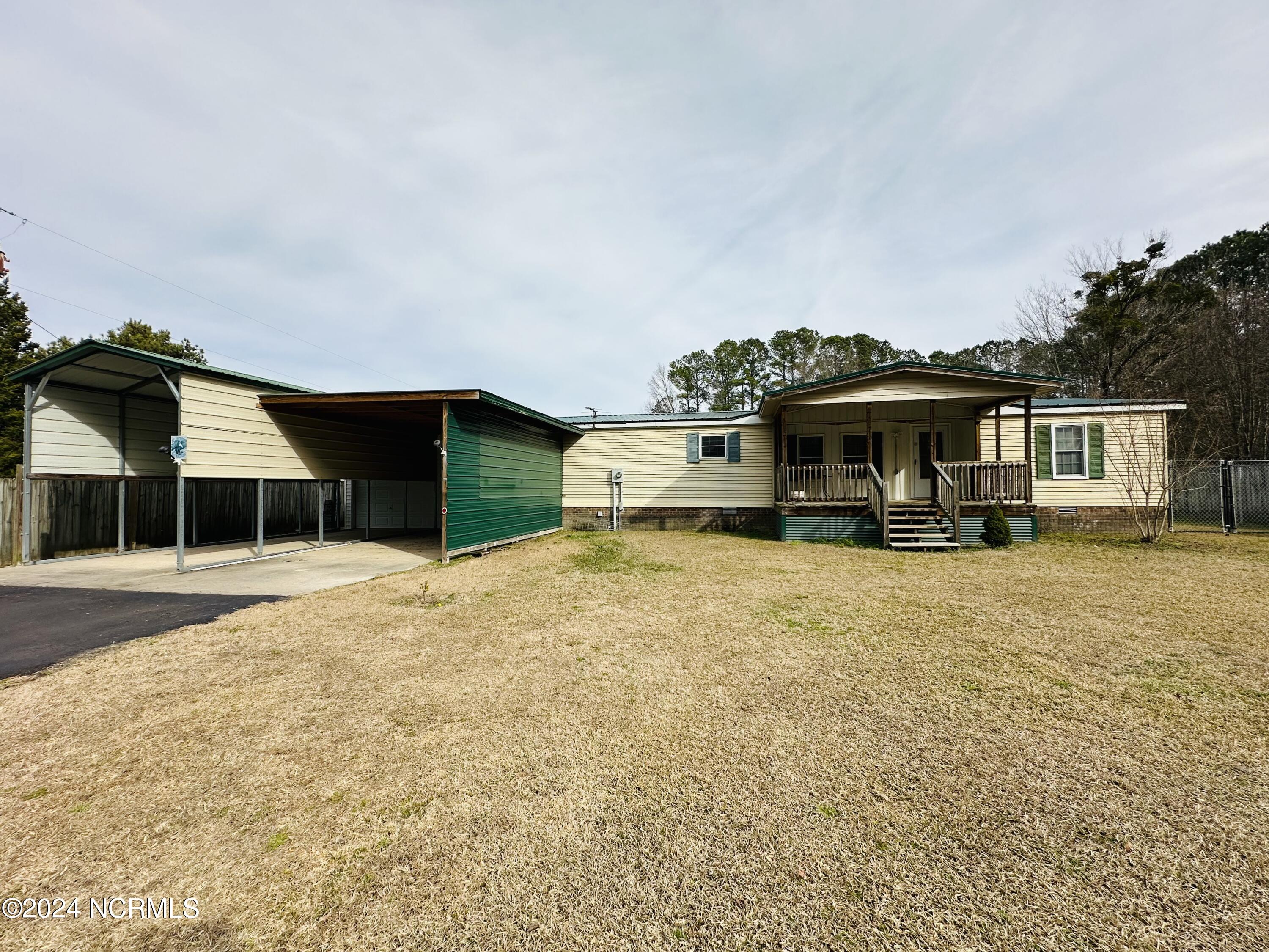 520 Robersonville Road Property Photo