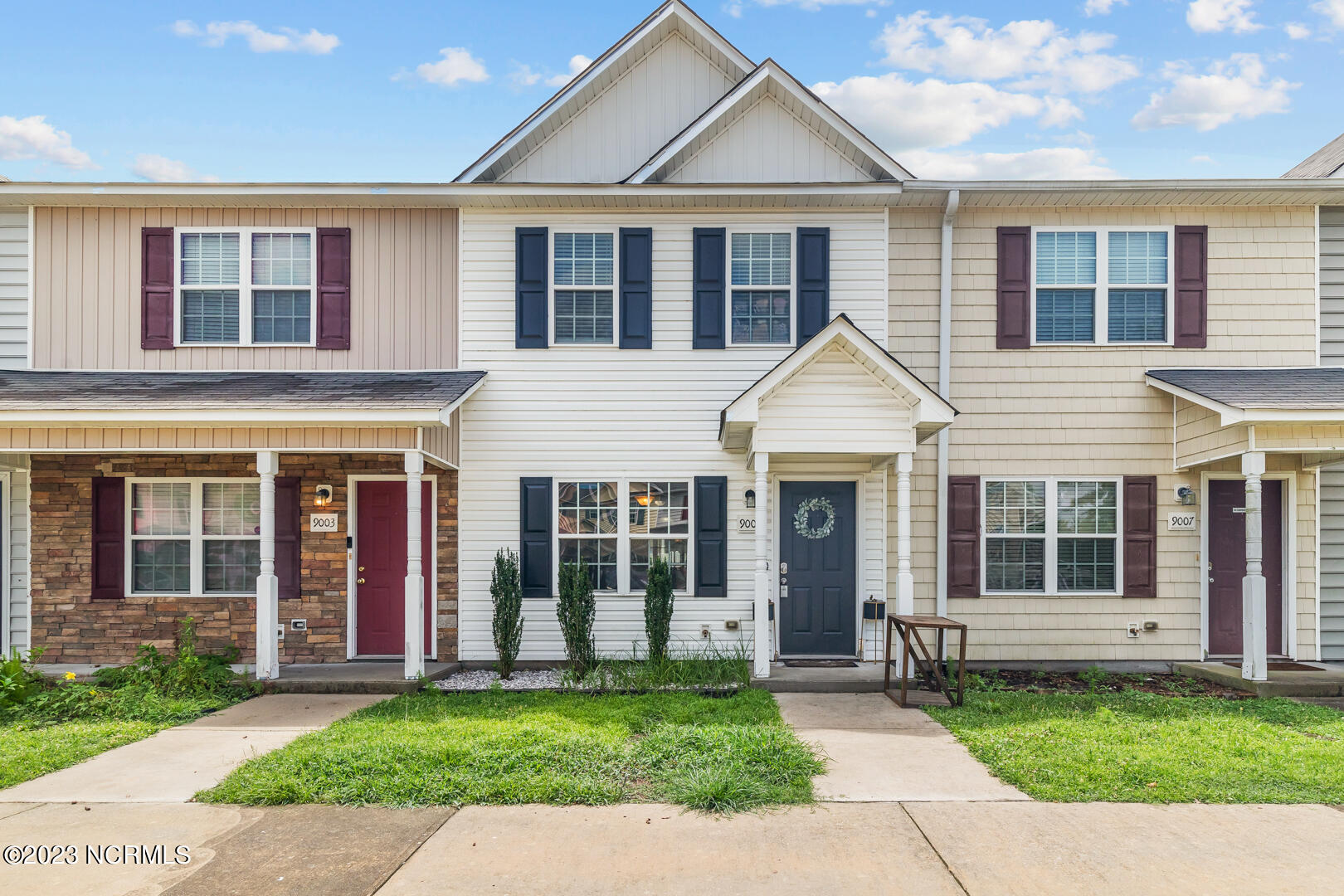 9005 Banister Loop Property Photo