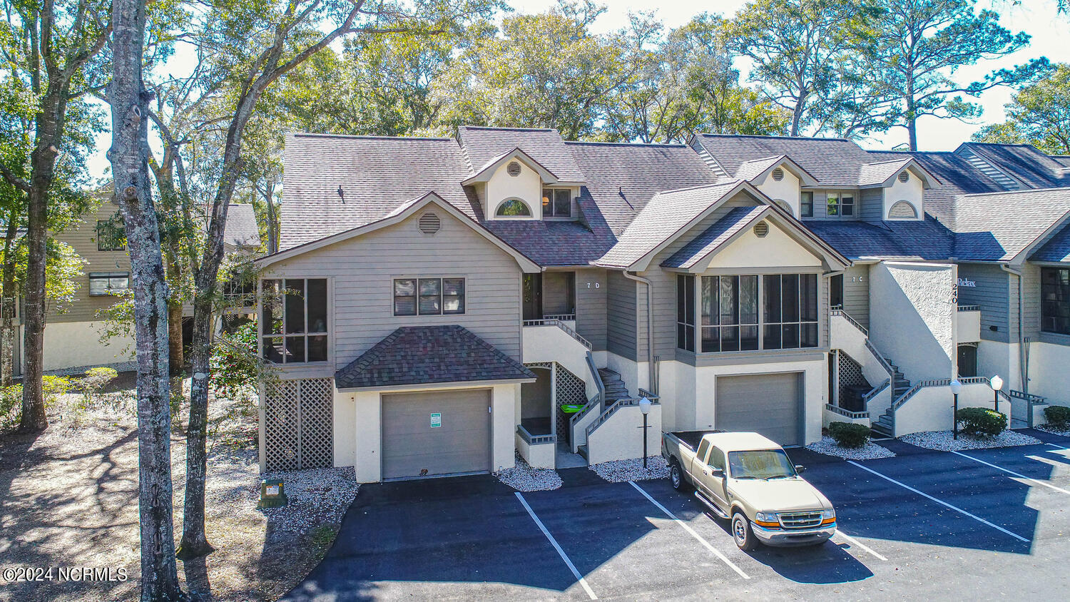 240 Clubhouse Road # D Property Photo 1