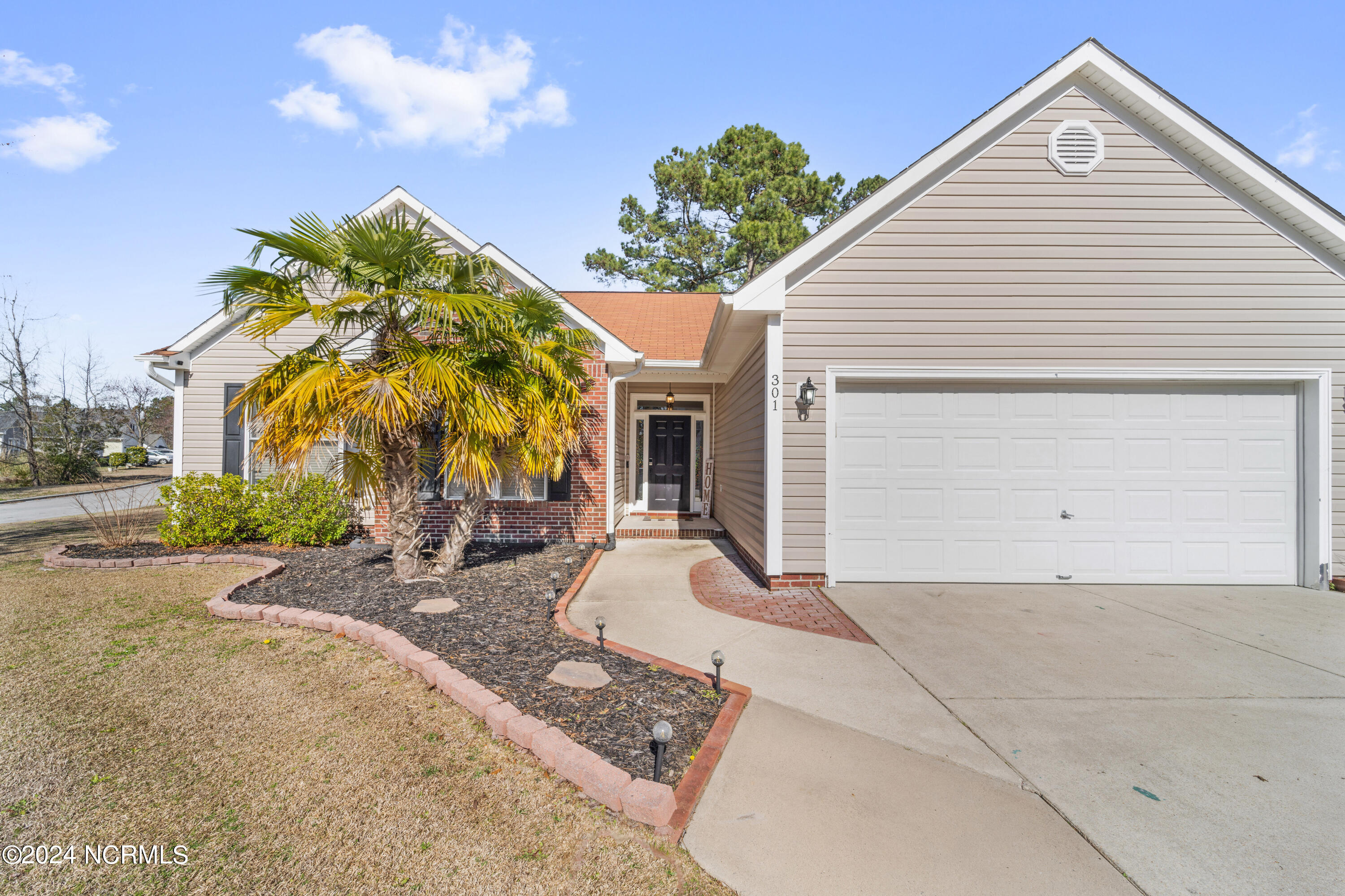 301 Softwood Court Property Photo 1
