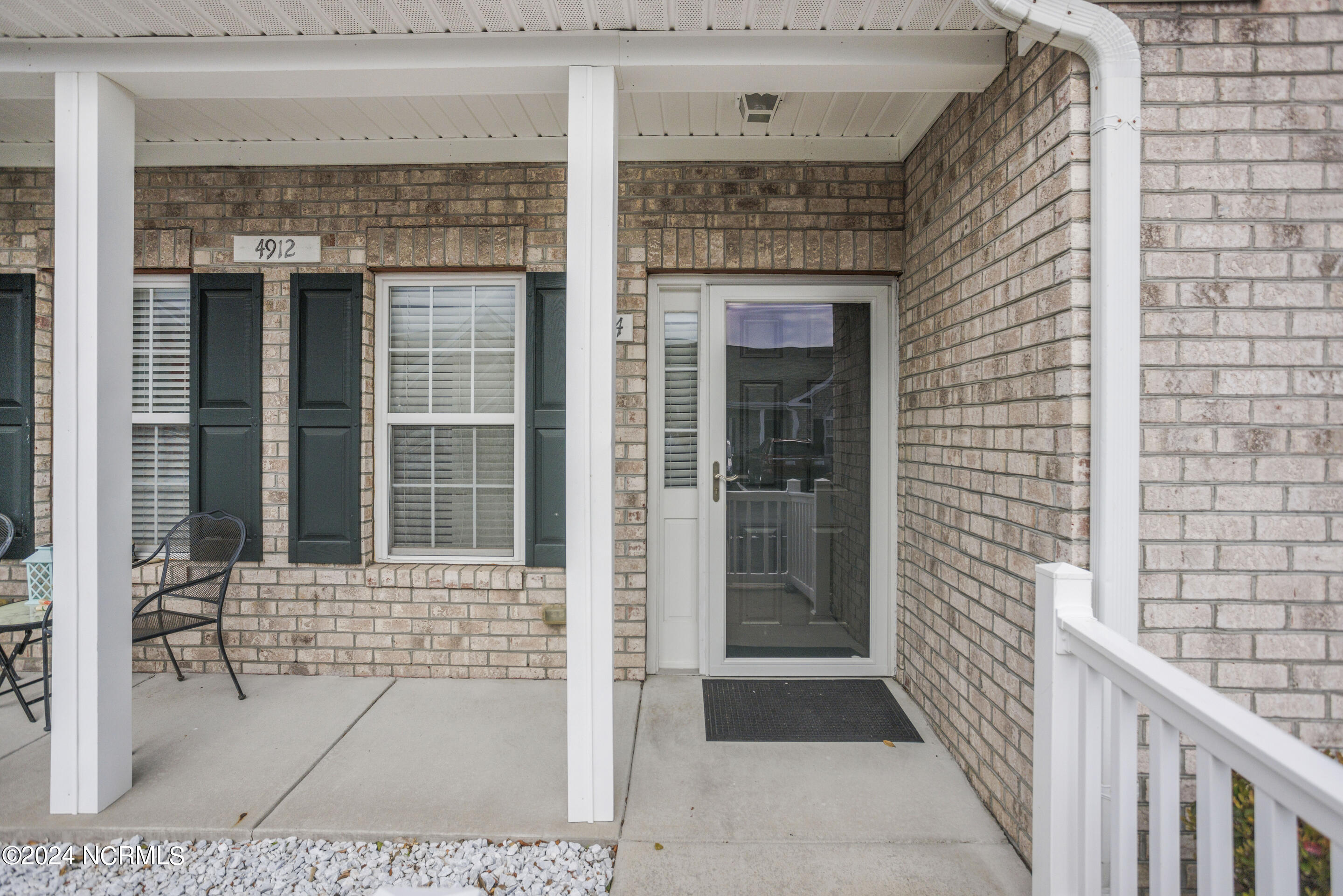 4912 Dreamweaver Court Unit 4 Property Photo 1