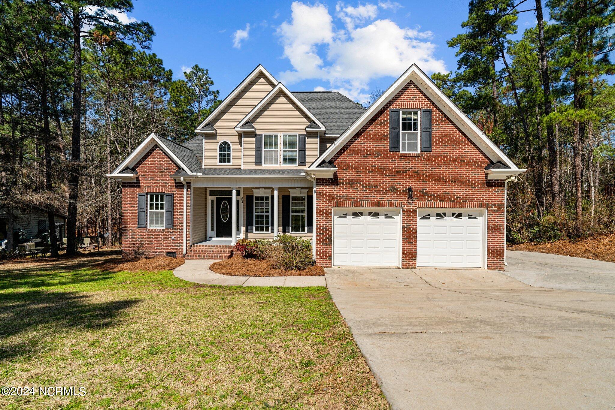 Carolina Lakes Real Estate Listings Main Image