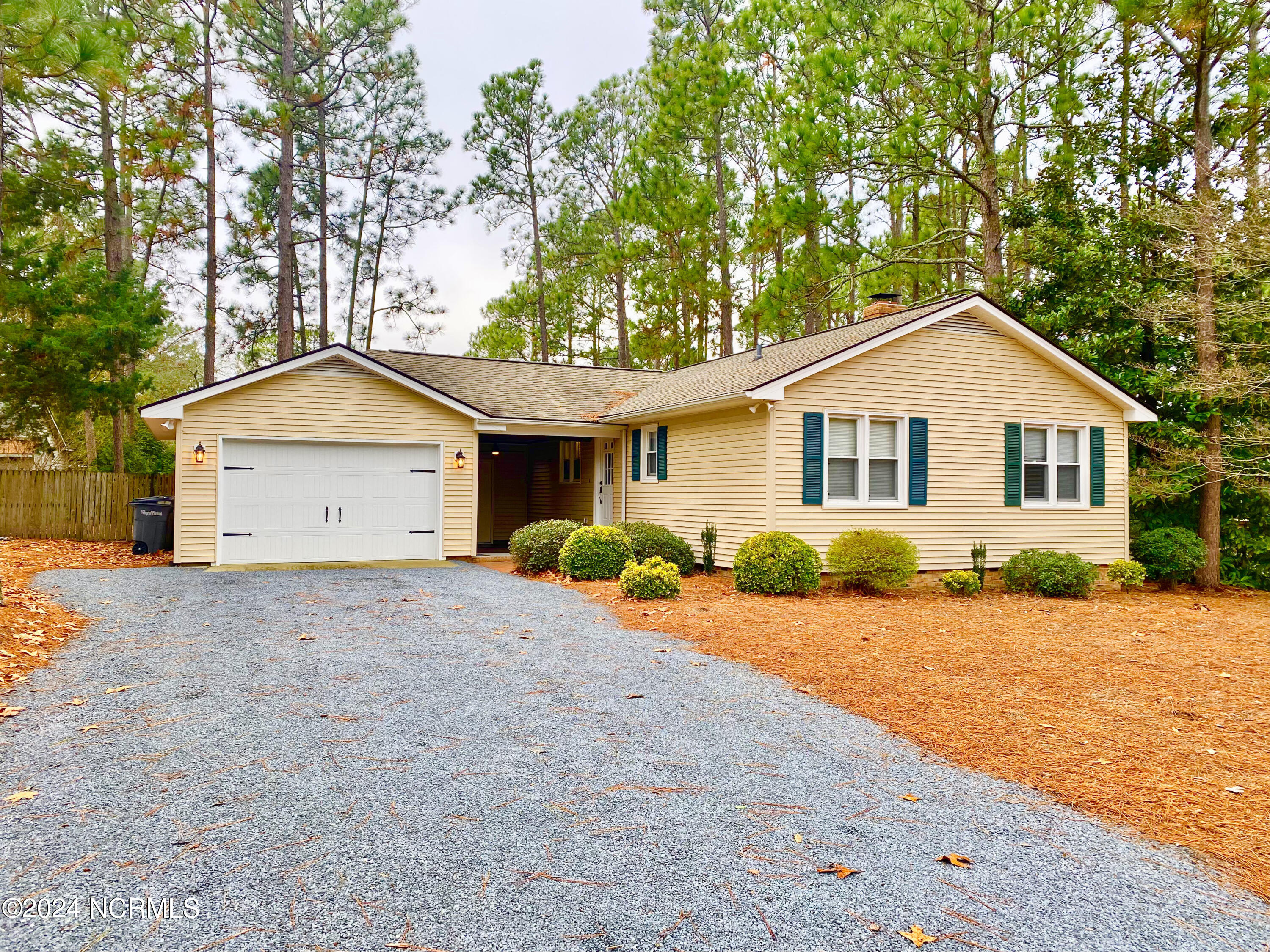 1360 Longleaf Drive Property Photo 1