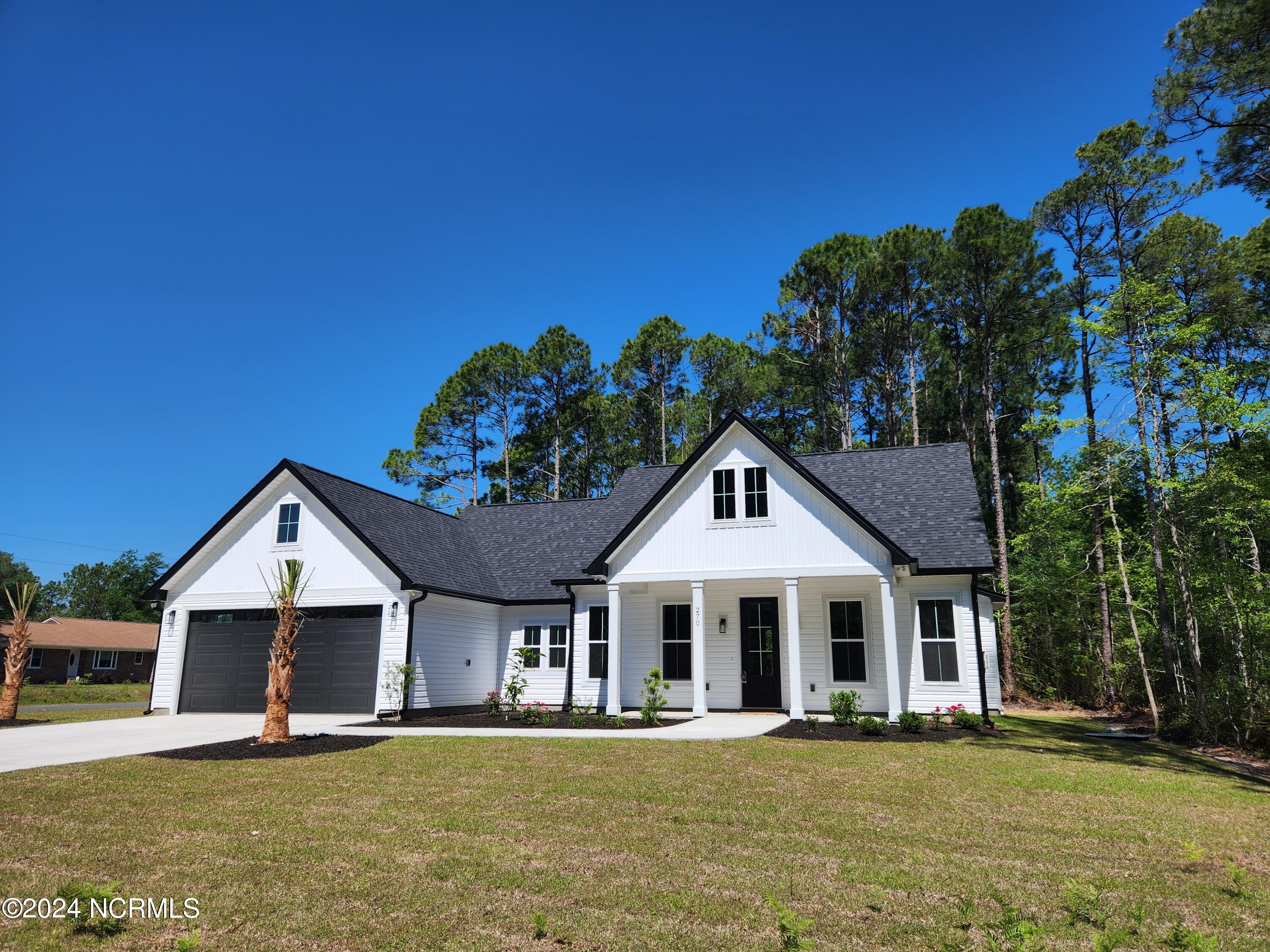 270 Boundaryline Drive Property Photo 1