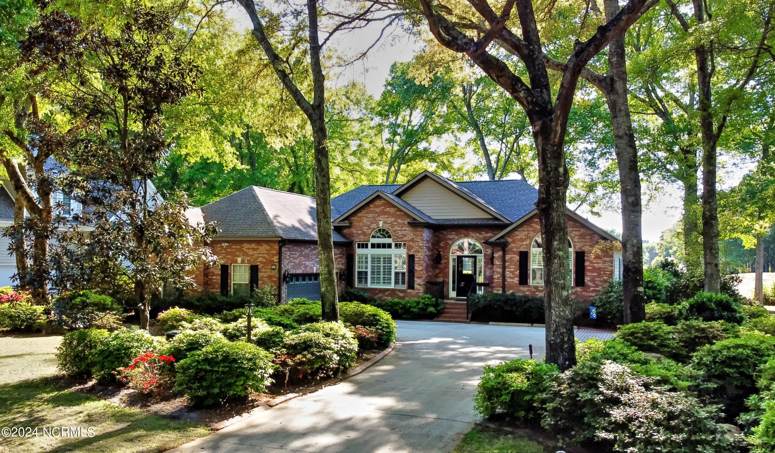 476 Osprey Court Property Photo 1