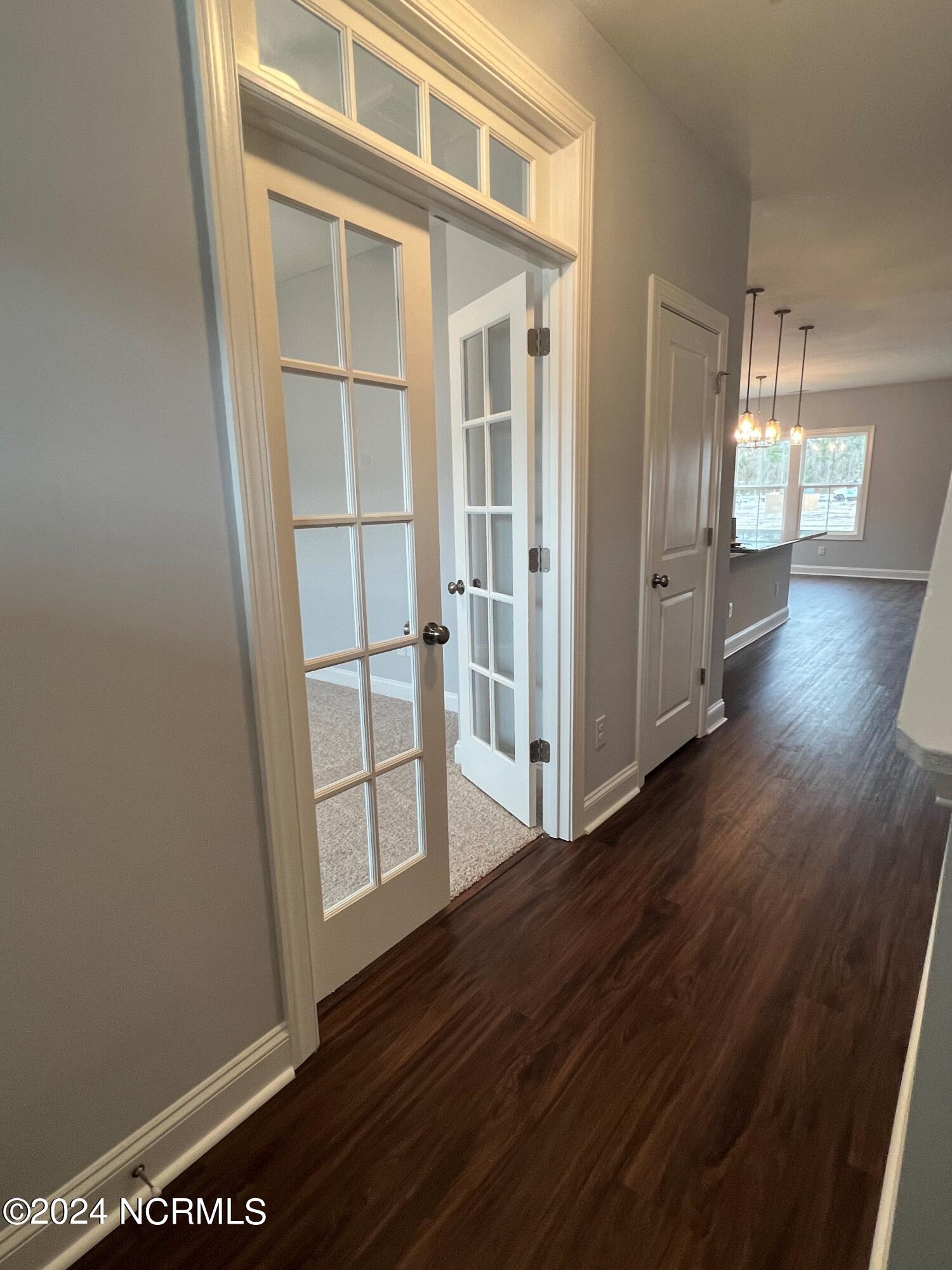 241 W Weatherbee Way Property Photo 1