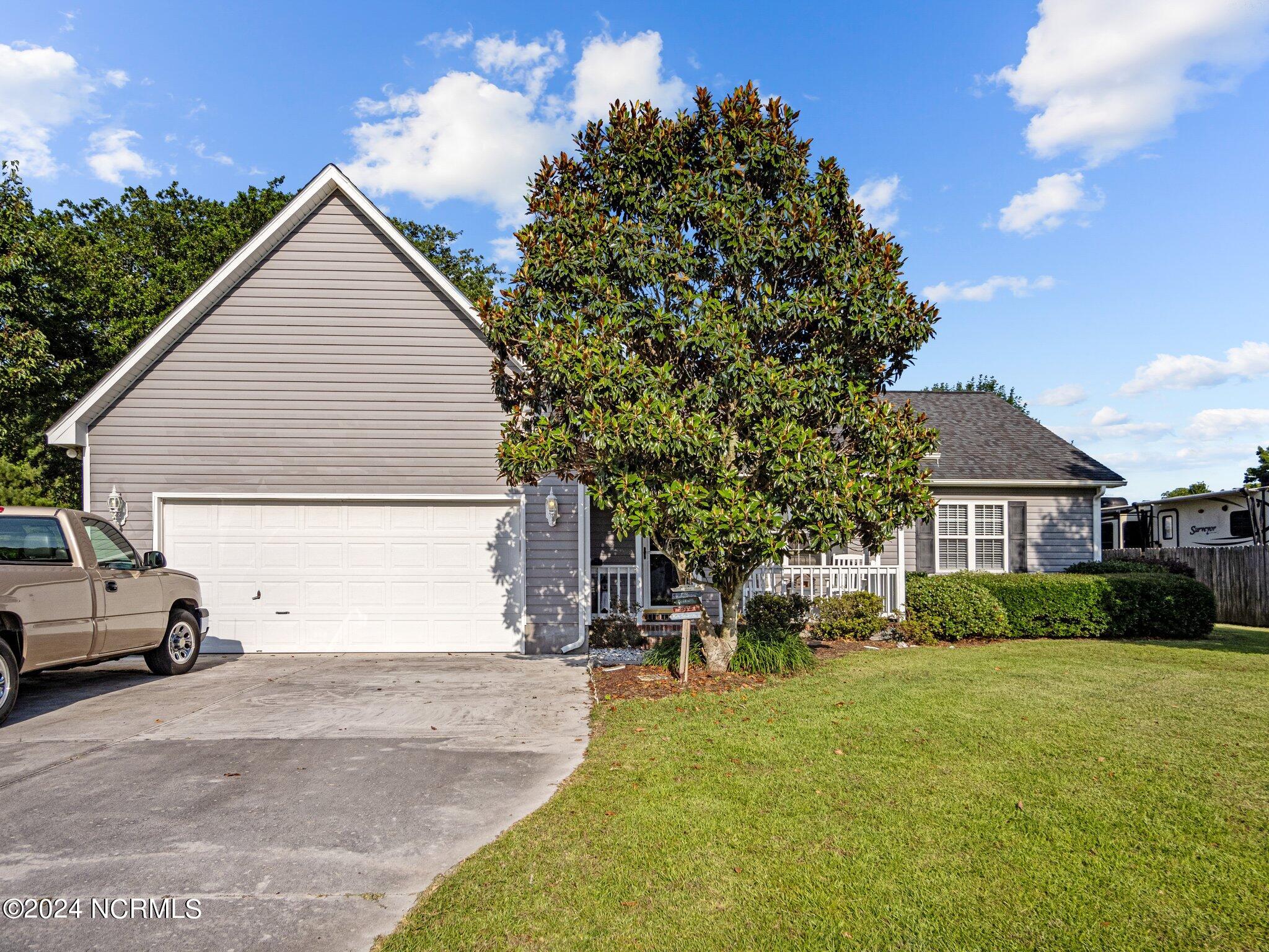 114 Villa Park Drive Property Photo 1
