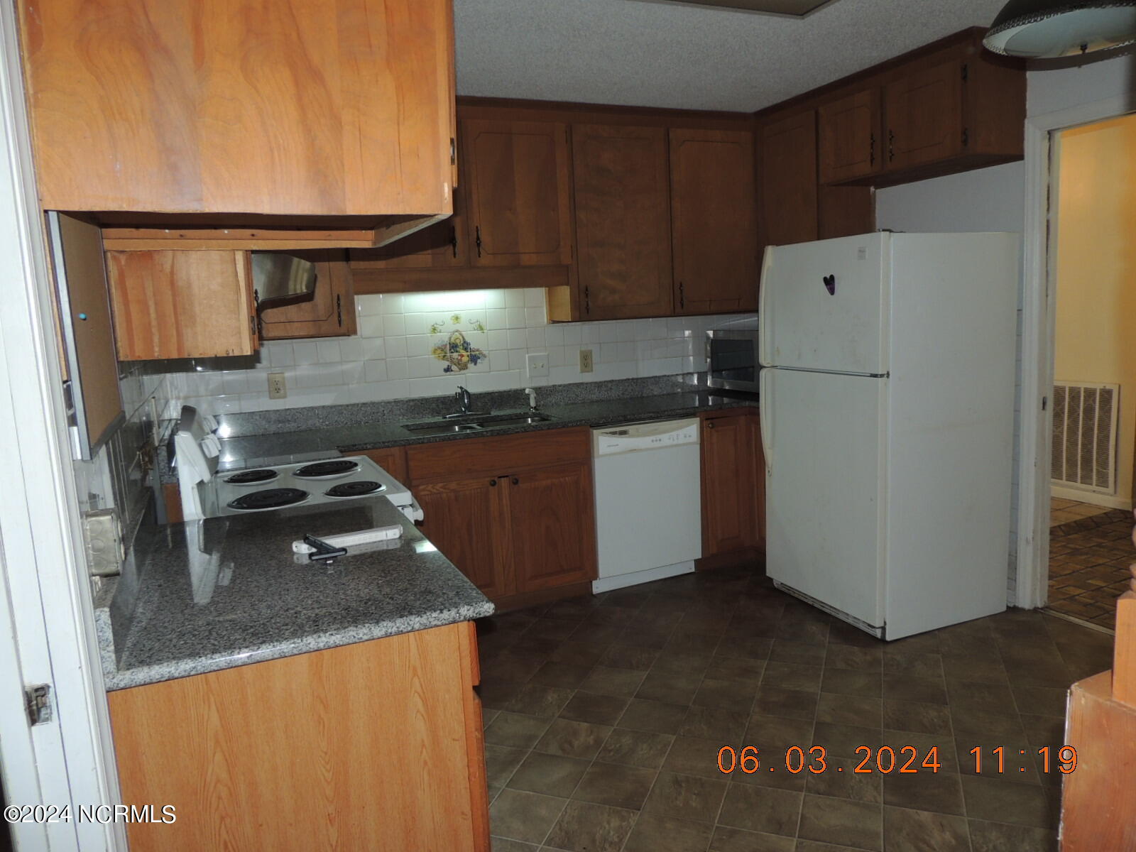 102 Epworth Drive Property Photo 9