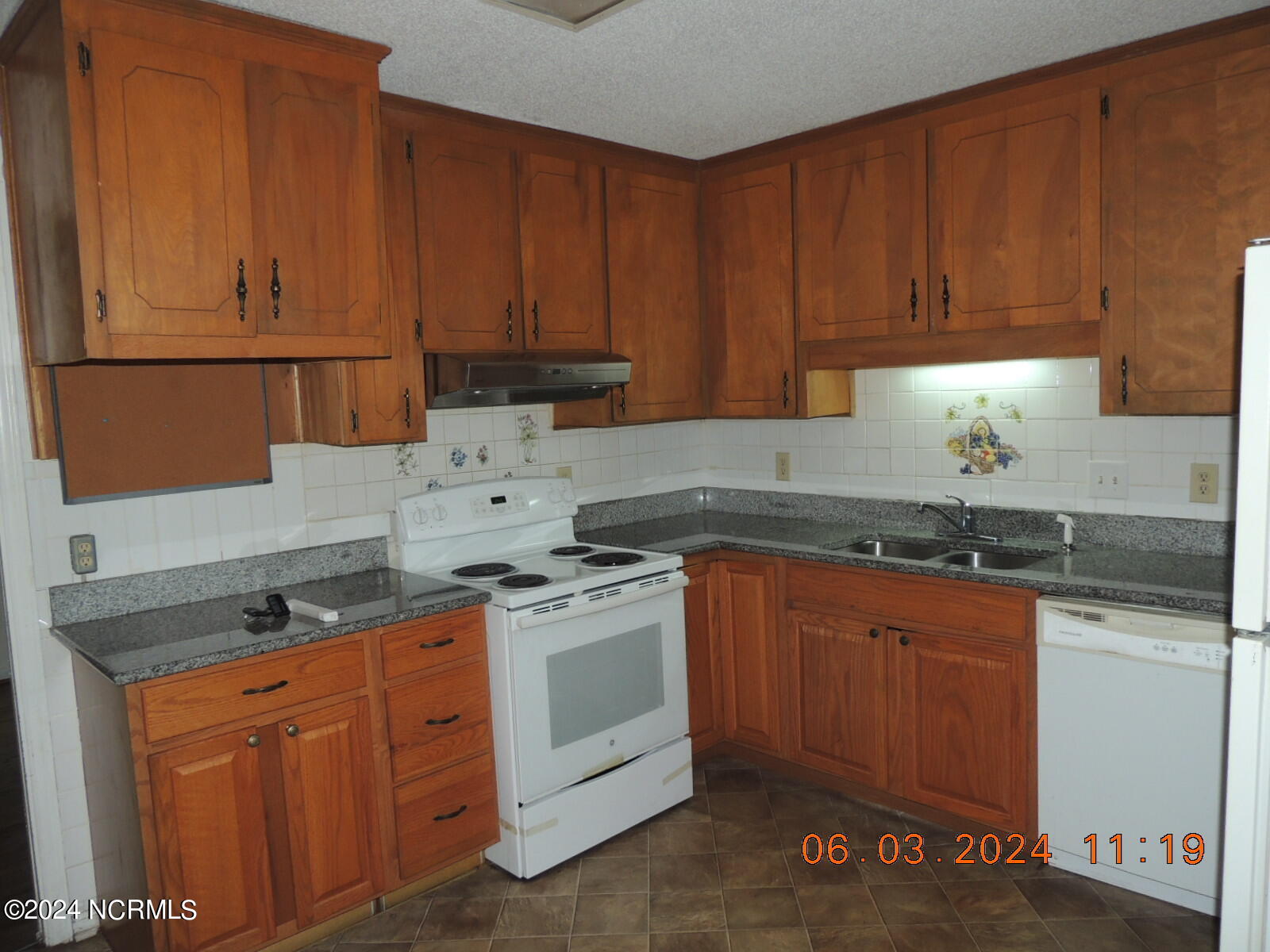 102 Epworth Drive Property Photo 10