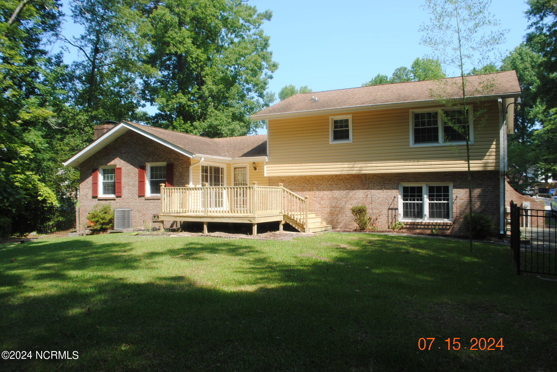 102 Epworth Drive Property Photo 35