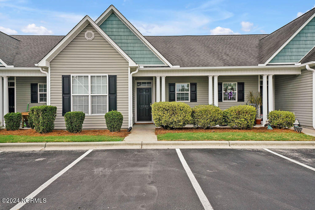 1309 Sunset Court Property Photo 1