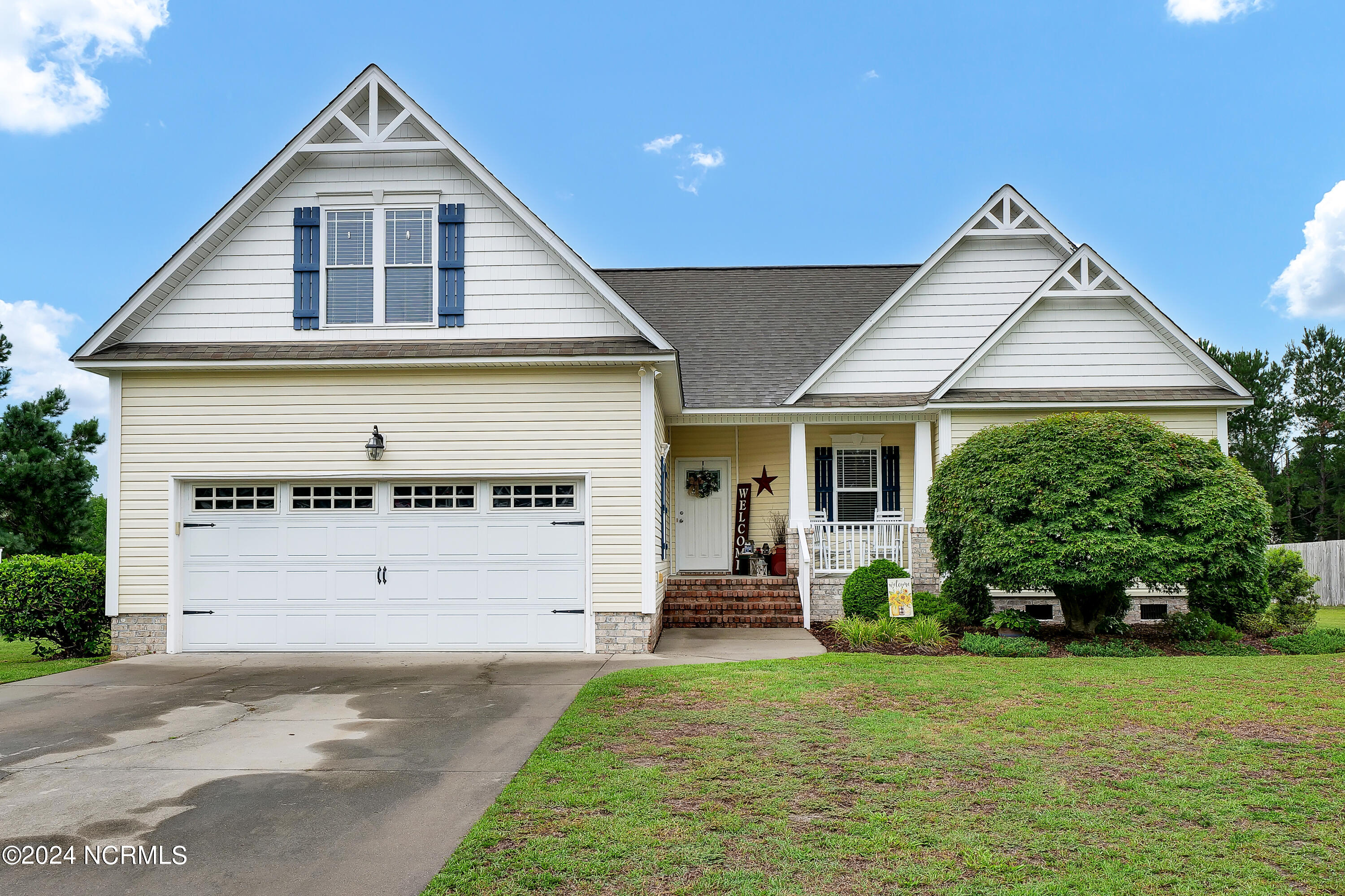 132 Candlewood Drive Property Photo 1